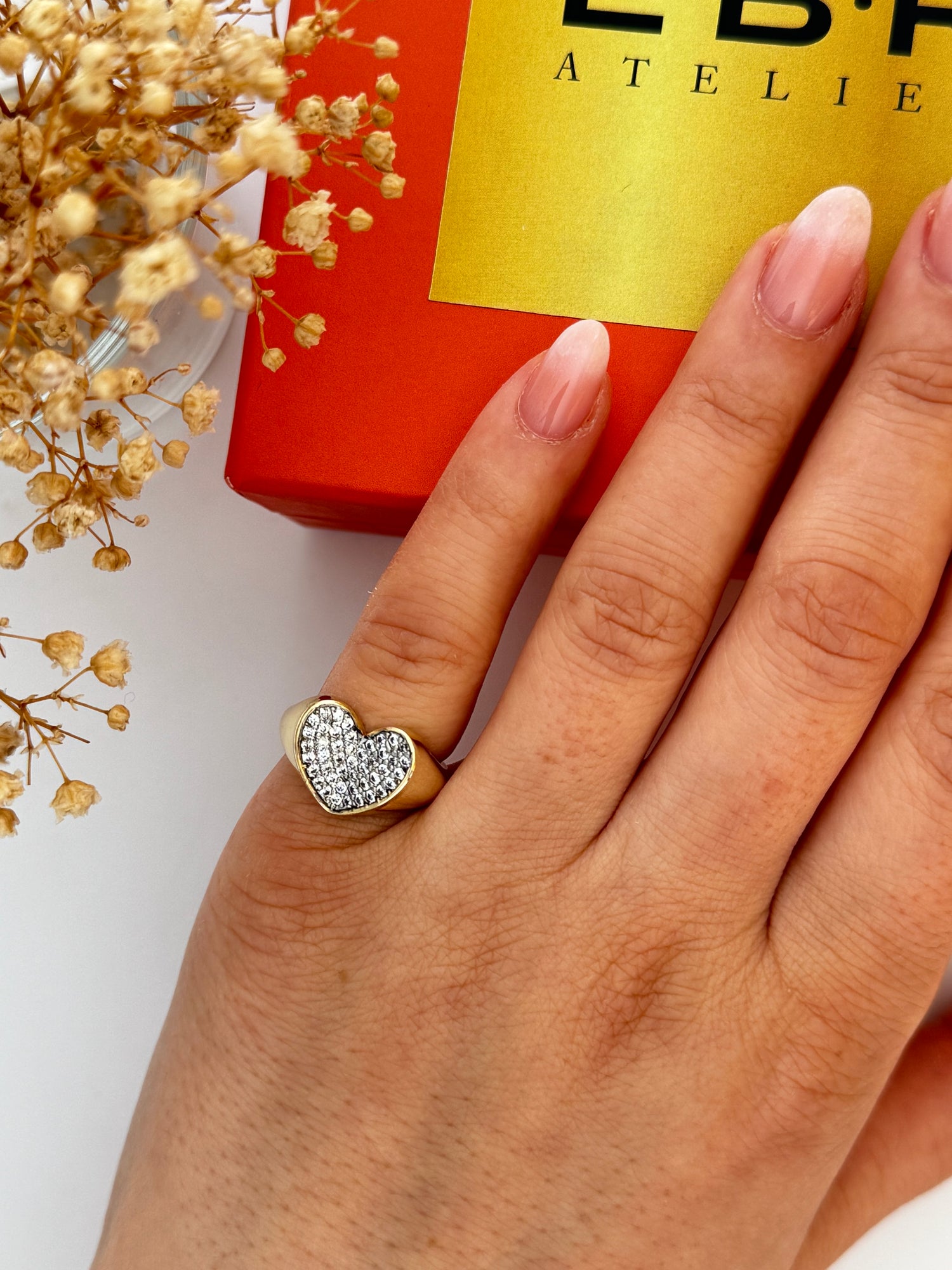 KALPLİ TAŞ DETAYLI AYARLANABİLİR SERÇE PARMAK YÜZÜK