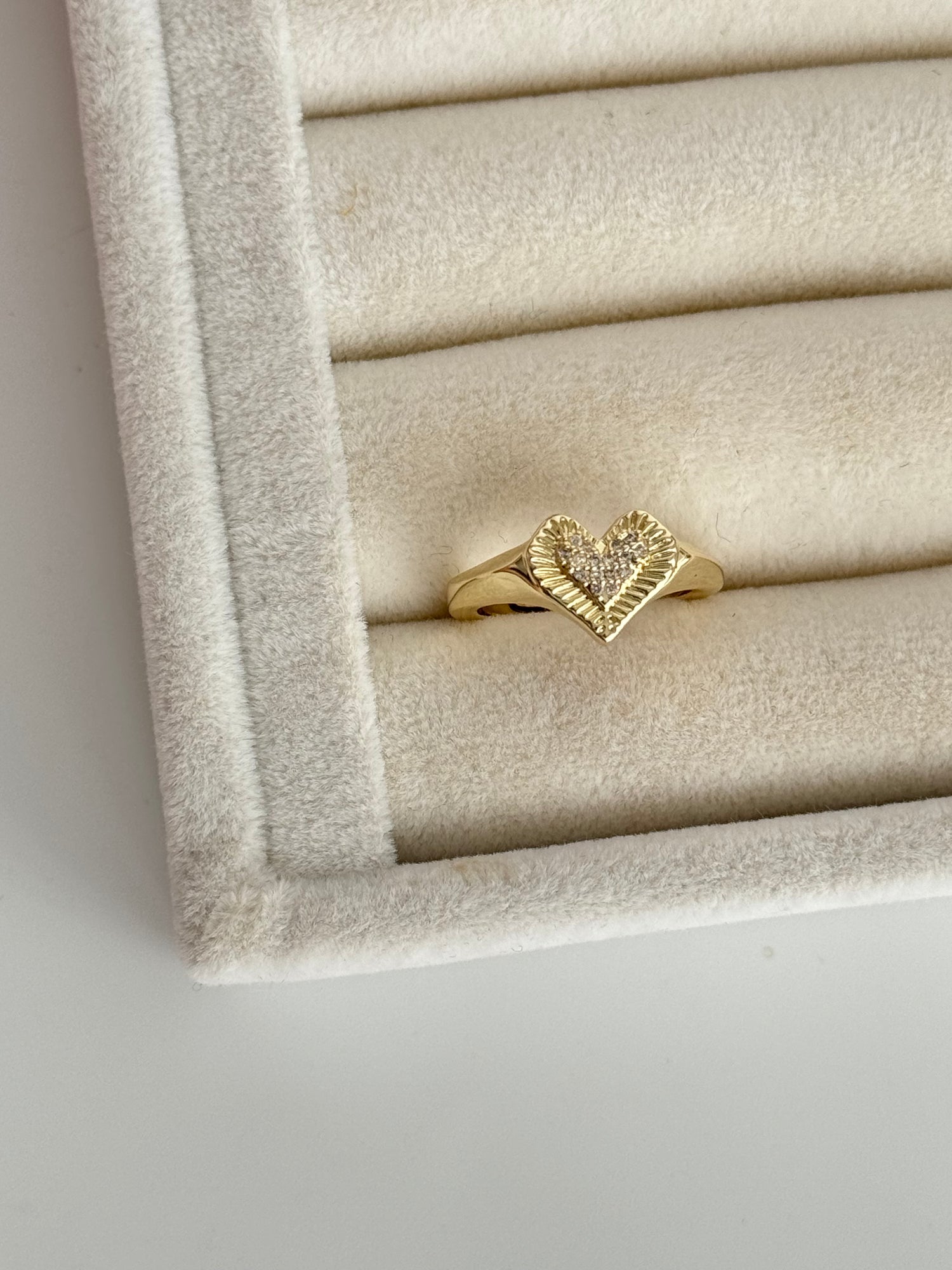 İTHAL KALP DETAYLI AYARLANABİLİR GOLD YÜZÜK