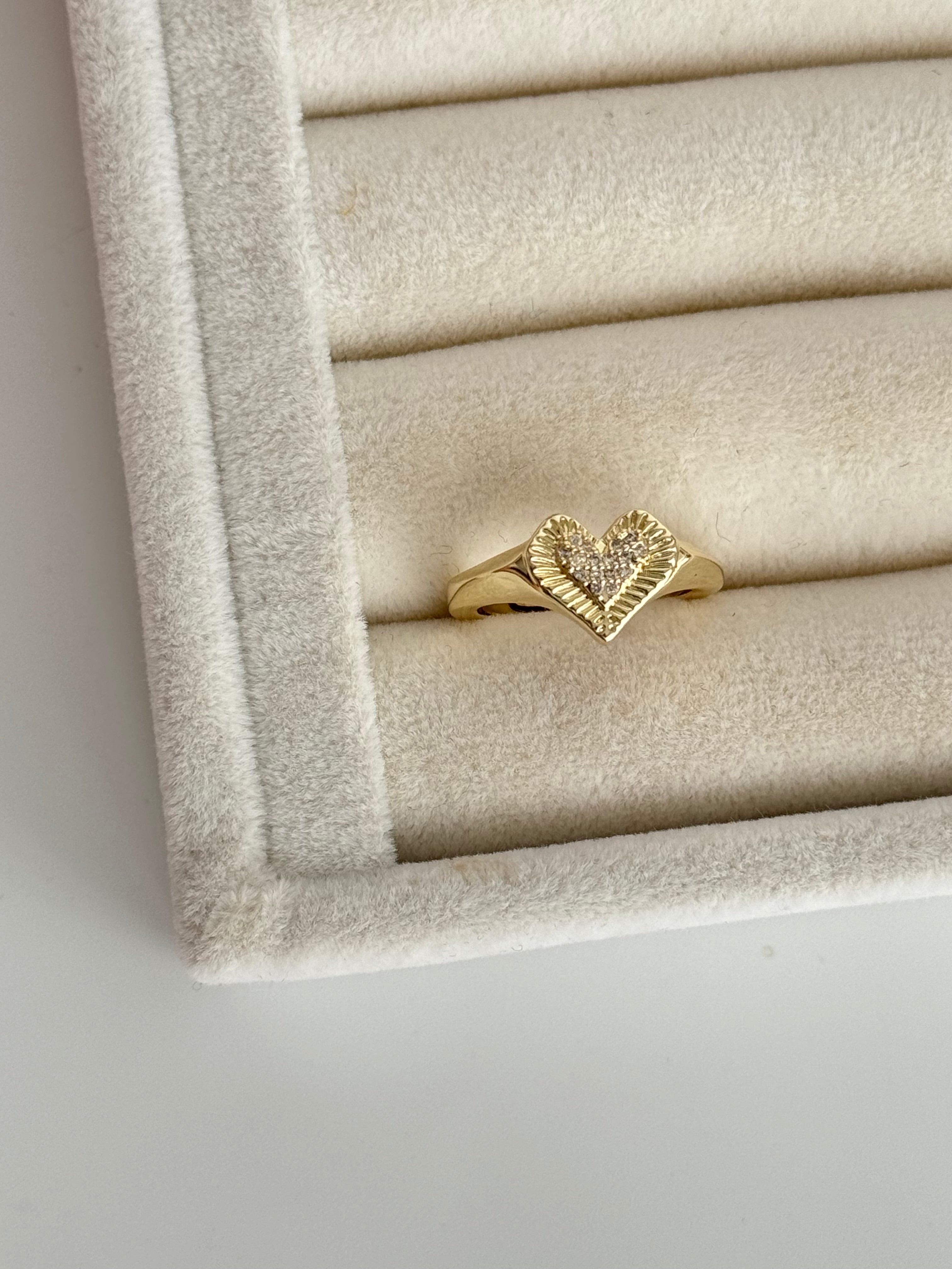 İTHAL KALP DETAYLI AYARLANABİLİR GOLD YÜZÜK