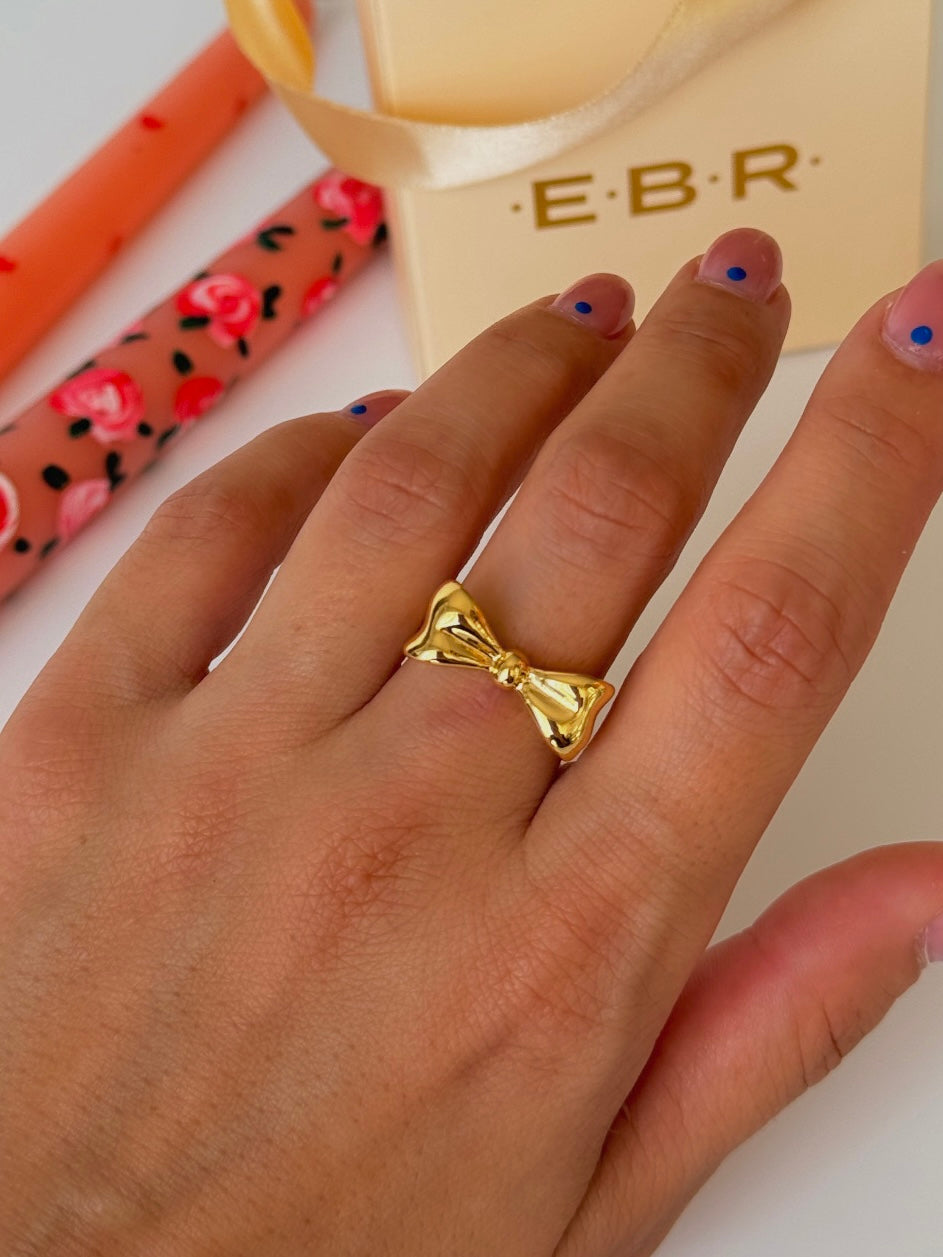 İTHAL FİYONK DETAYLI GOLD YÜZÜK