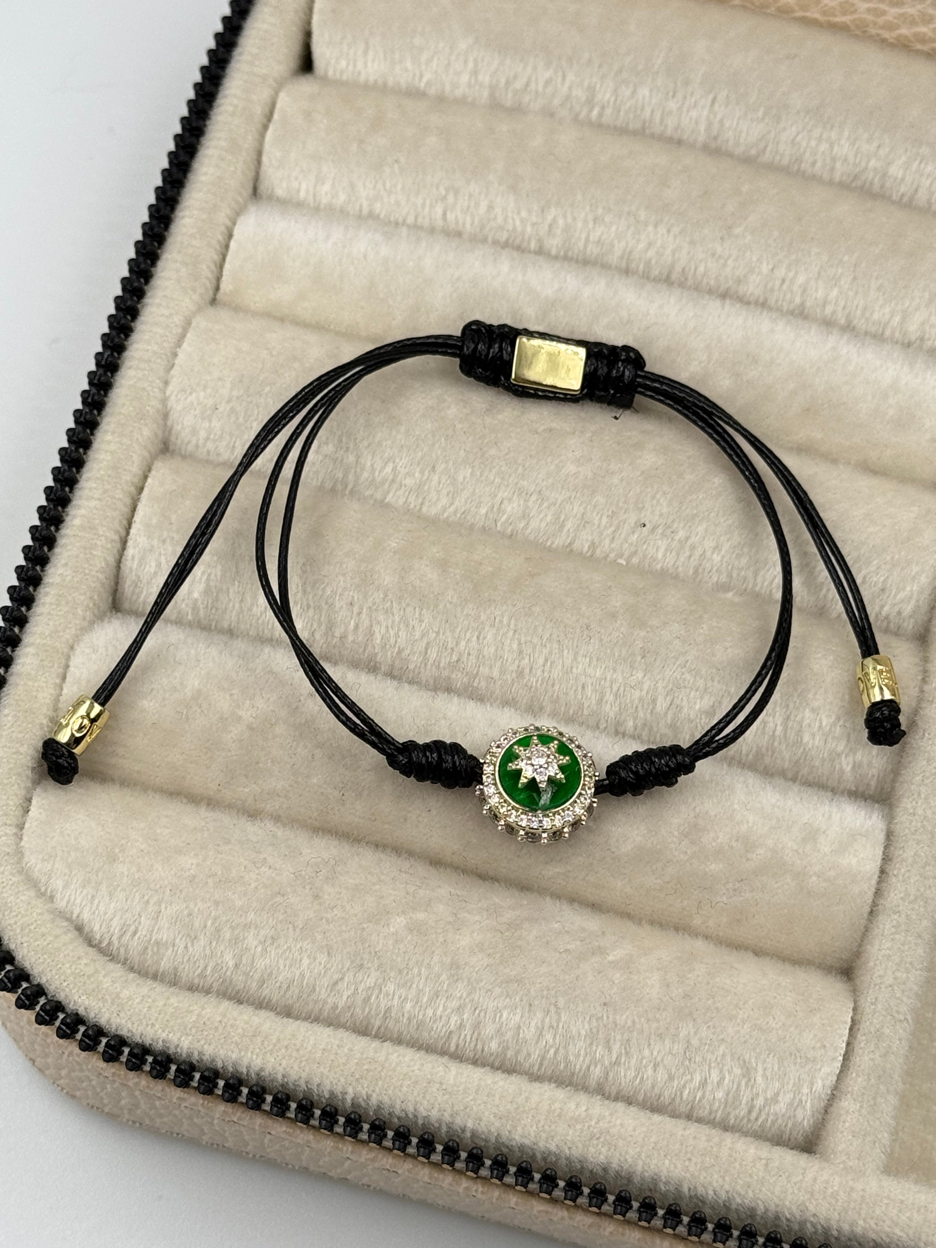 LUA YEŞİL TAŞLI SİYAH İPLİ AYARLANABİLİR BİLEKLİK