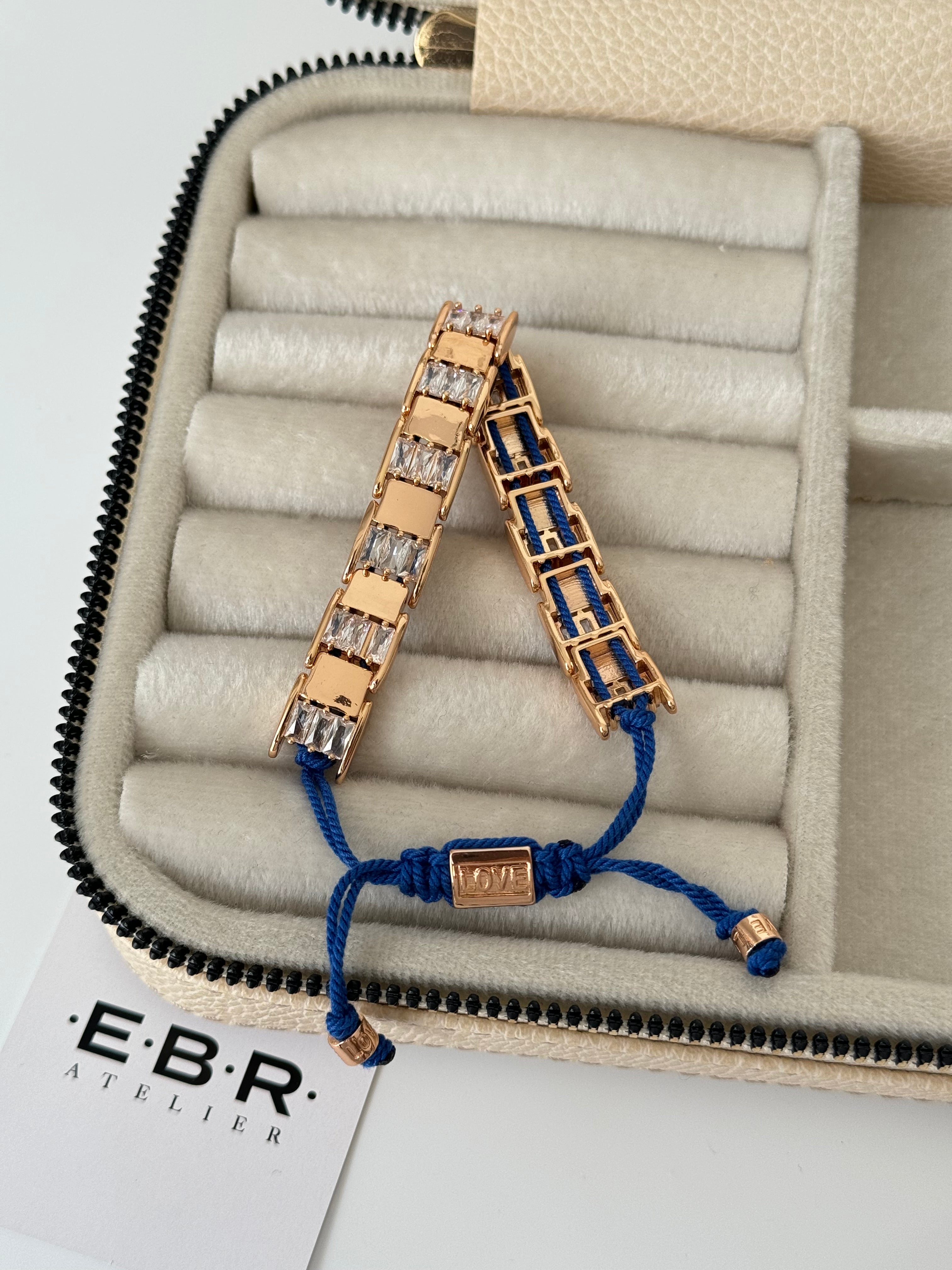 İTHAL TAŞ DETAYLI GOLD MAVİ İPLİ BİLEKLİK