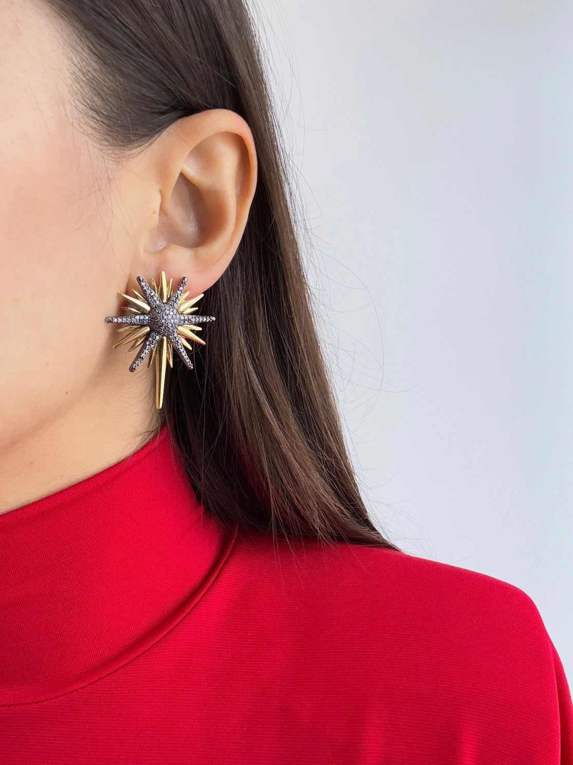 KUZEY YILDIZI DETAYLI ALTIN KAPLAMA KÜPE