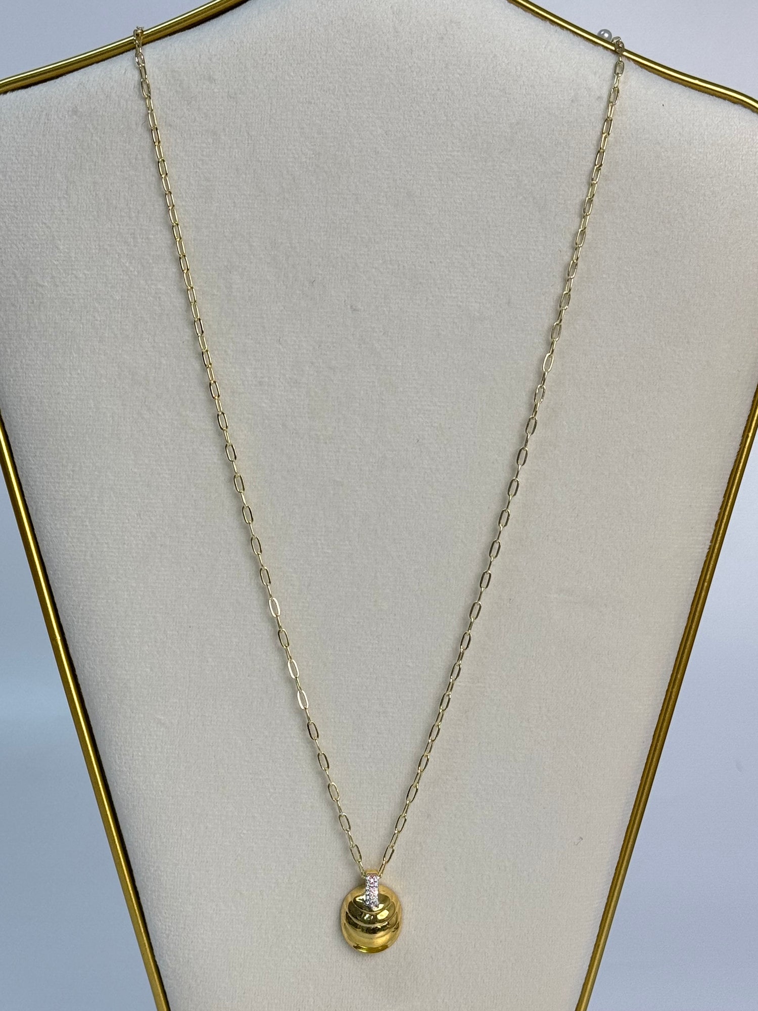 İTHAL DENİZ KABUĞU DETAYLI UZUN GOLD KOLYE