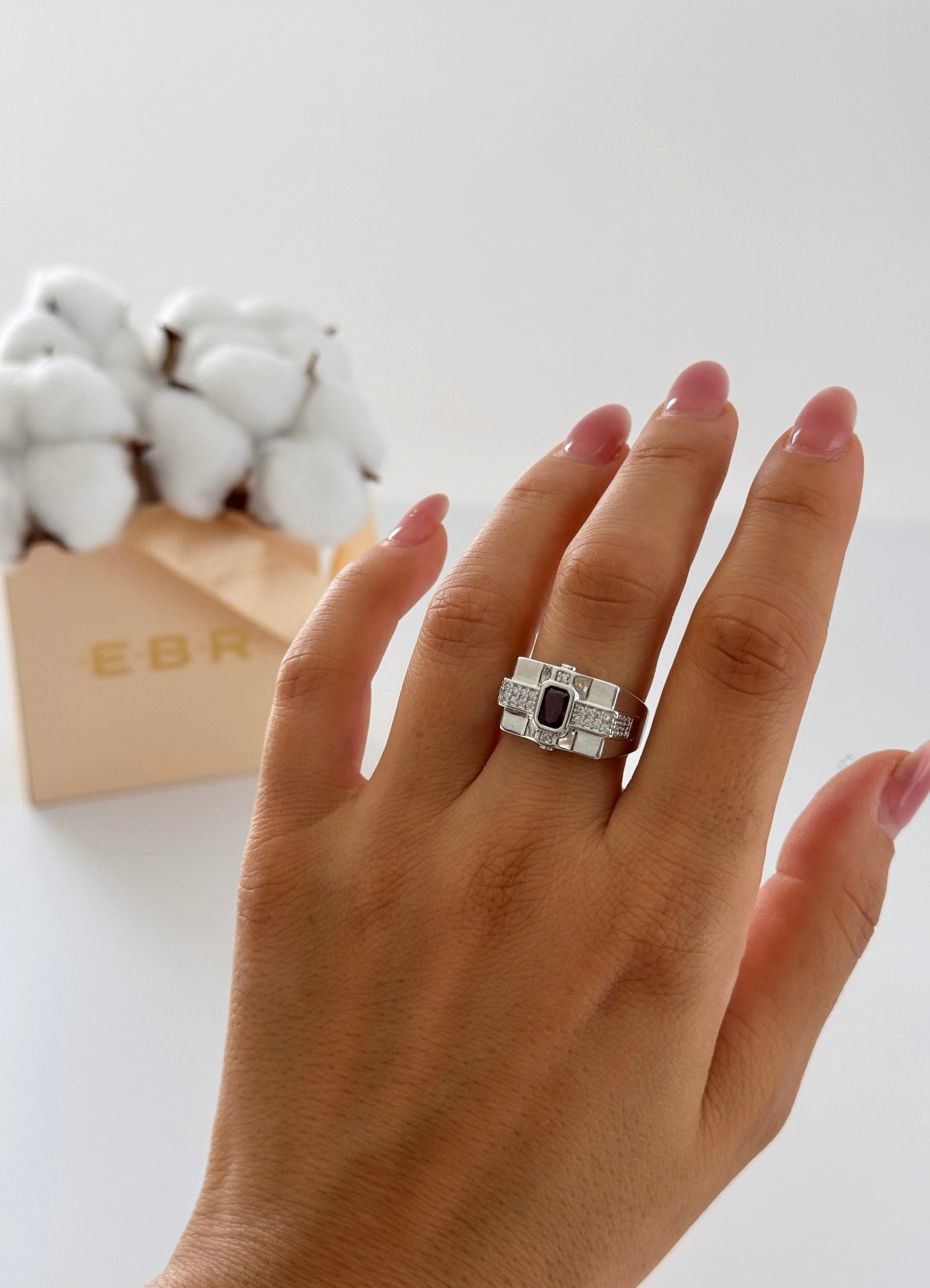 İTHAL KIRMIZI TAŞLI SİLVER AYARLANABİLİR YÜZÜK