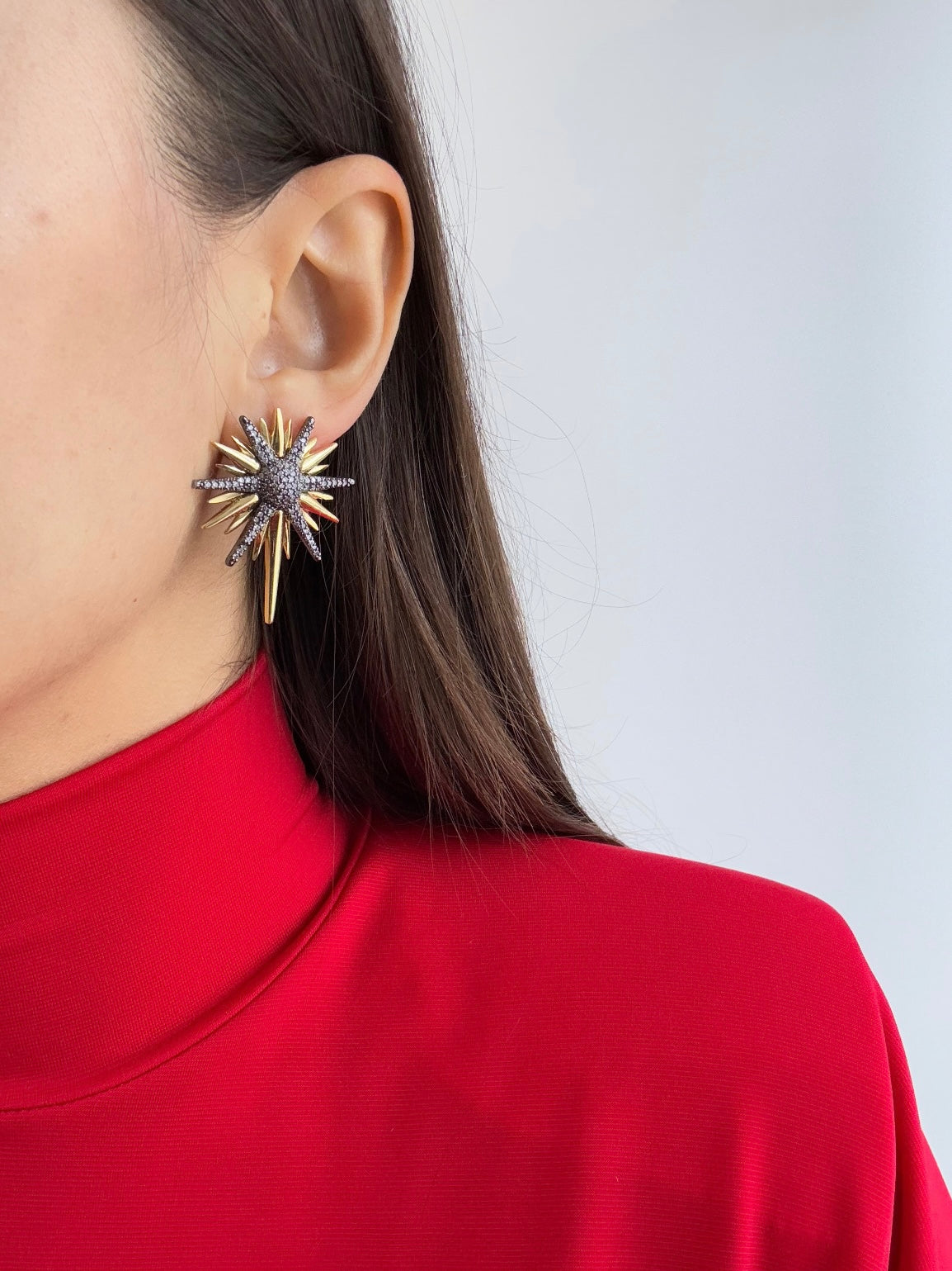 KUZEY YILDIZI DETAYLI ALTIN KAPLAMA KÜPE