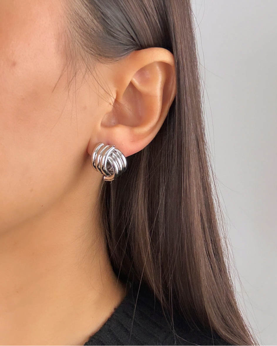 İTHAL VİNTAGE MODEL SİLVER TOP KÜPE