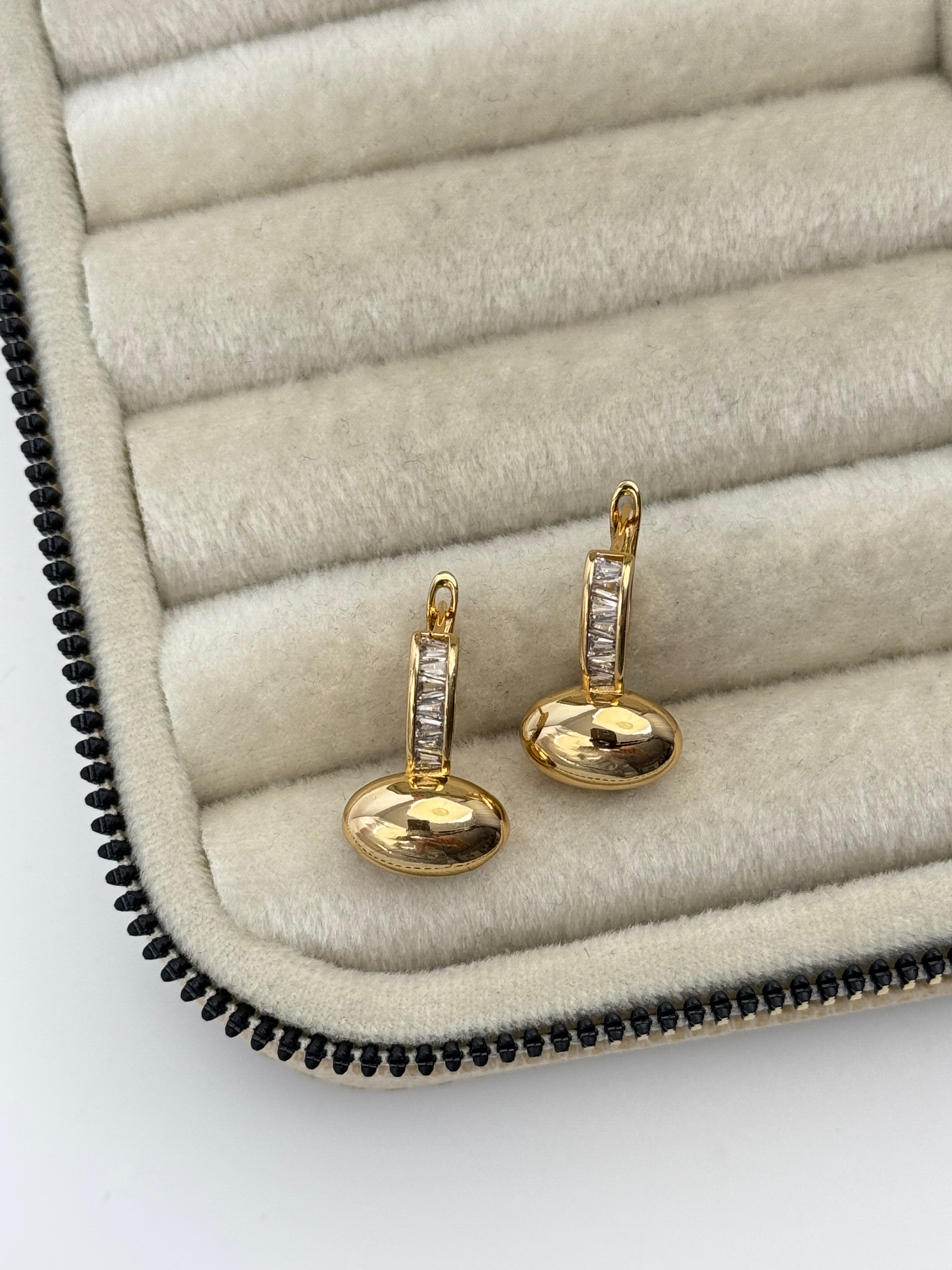 İTHAL ELİPS DETAYLI GOLD KÜPE