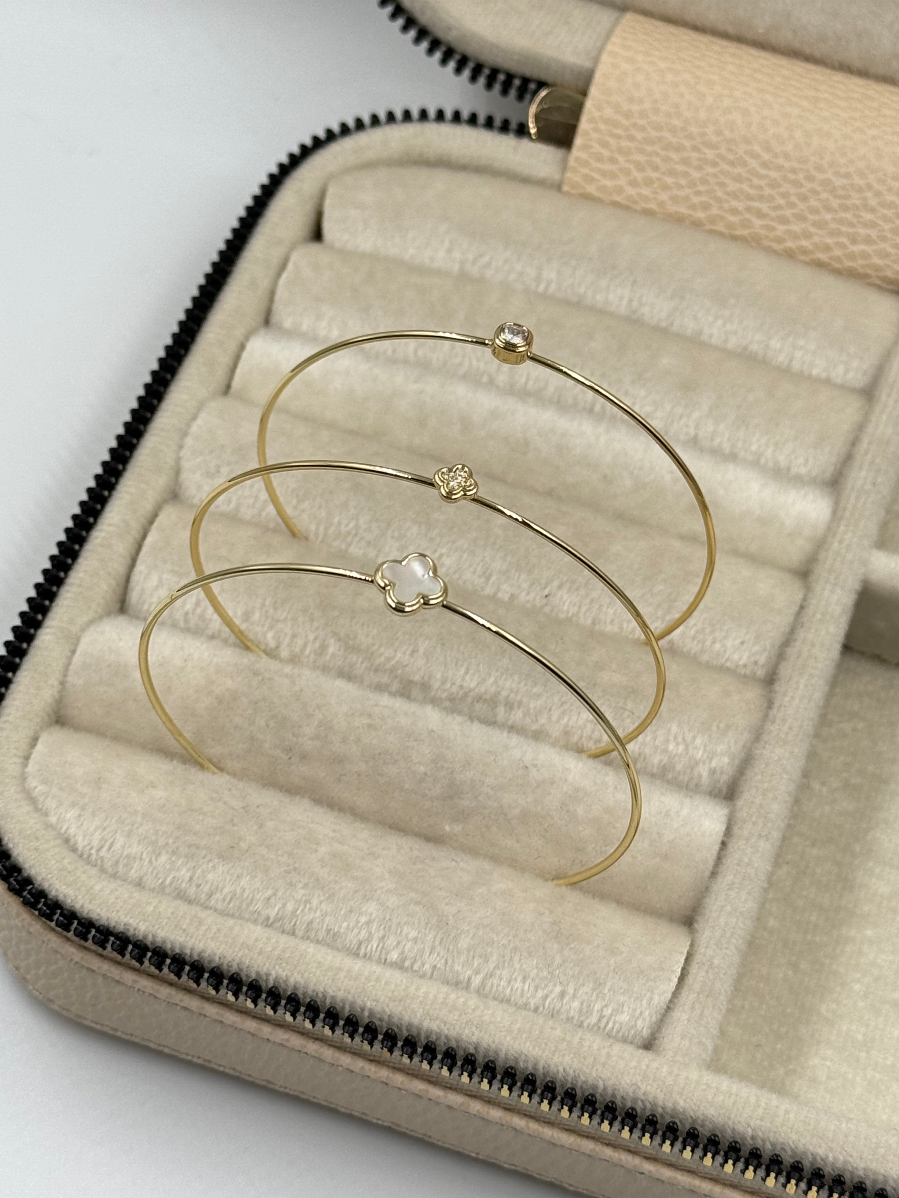 İTHAL YONCA DETAYLI 3LÜ KELEPÇE BİLEZİK