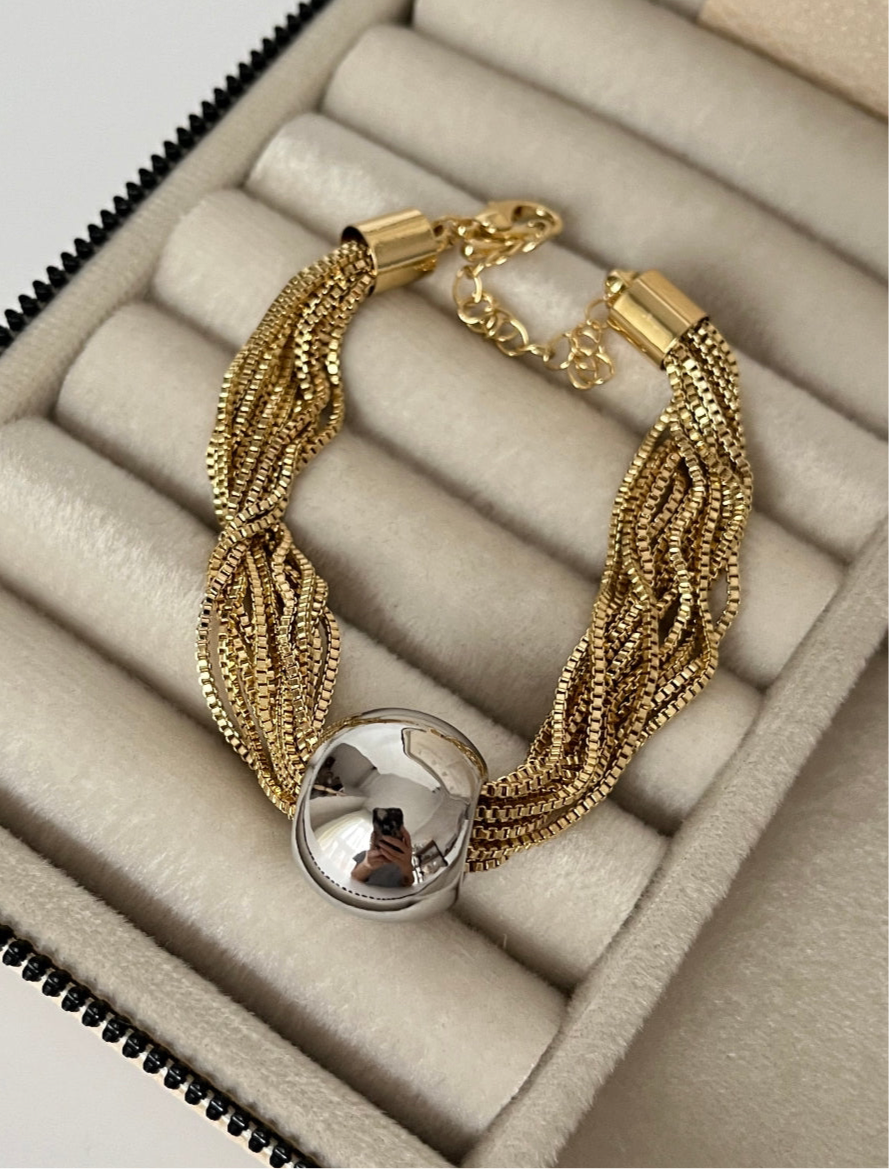 İTHAL GOLD ÇOKLU ZİNCİRLİ SİLVER TOP DETAYLI BİLEKLİK