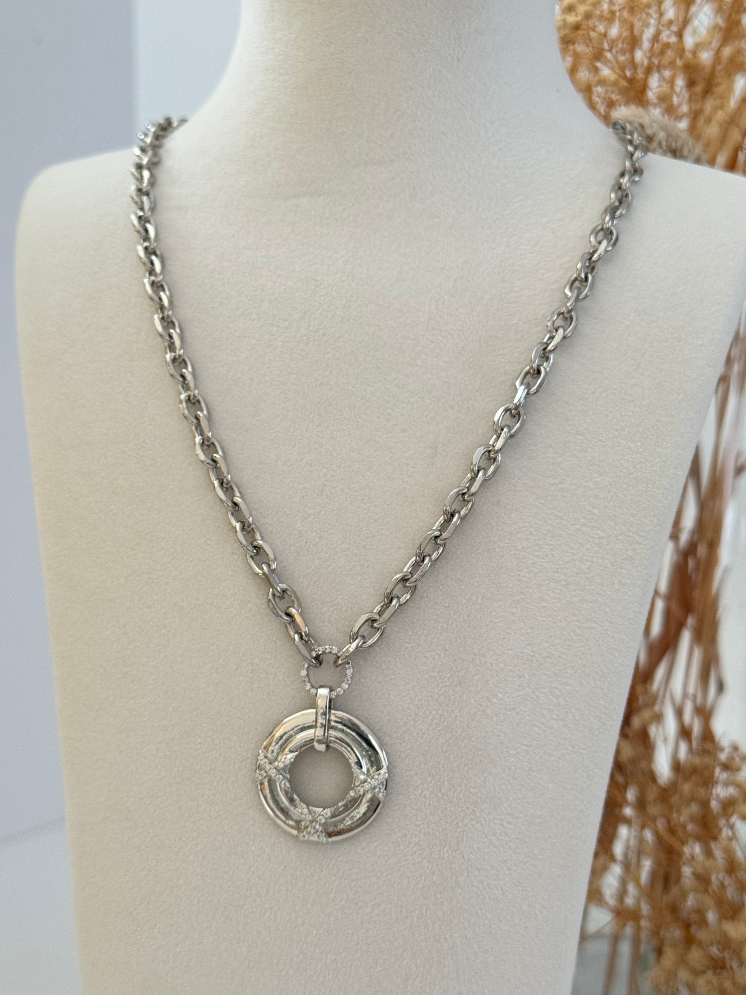 İTHAL HALKA DETAYLI SİLVER ZİNCİR KOLYE