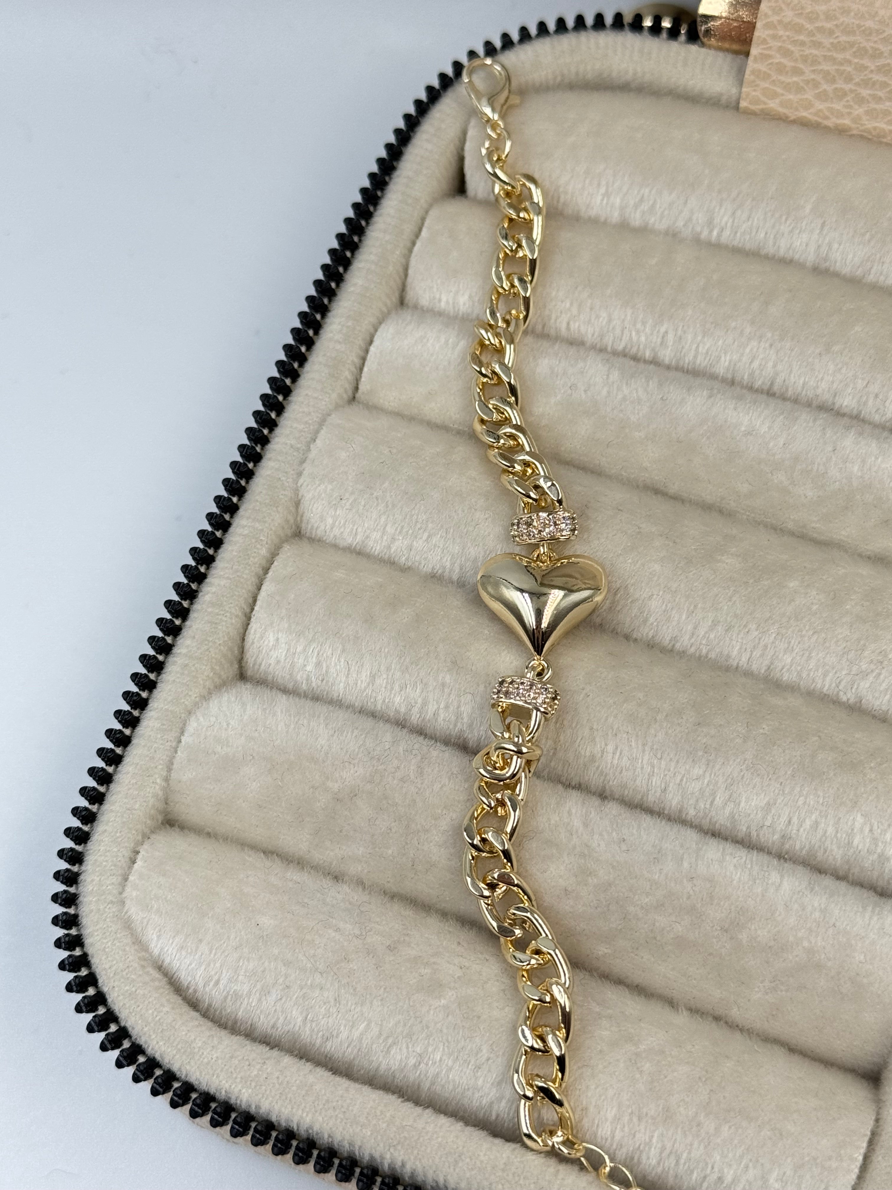 İTHAL KALP DETAYLI BİLEKLİK