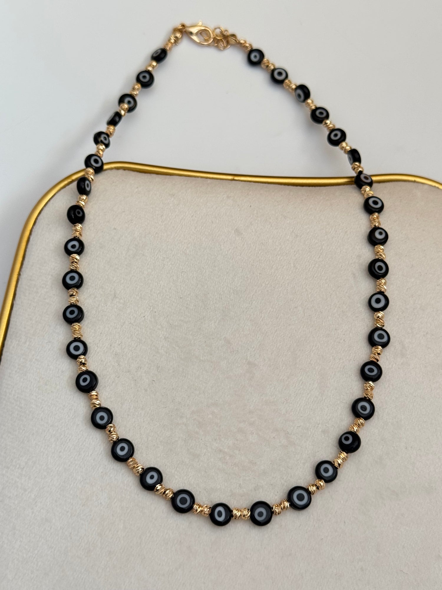 AURİ SİYAH NAZAR BONCUKLU ALTIN KAPLAMA DETAYLI KOLYE