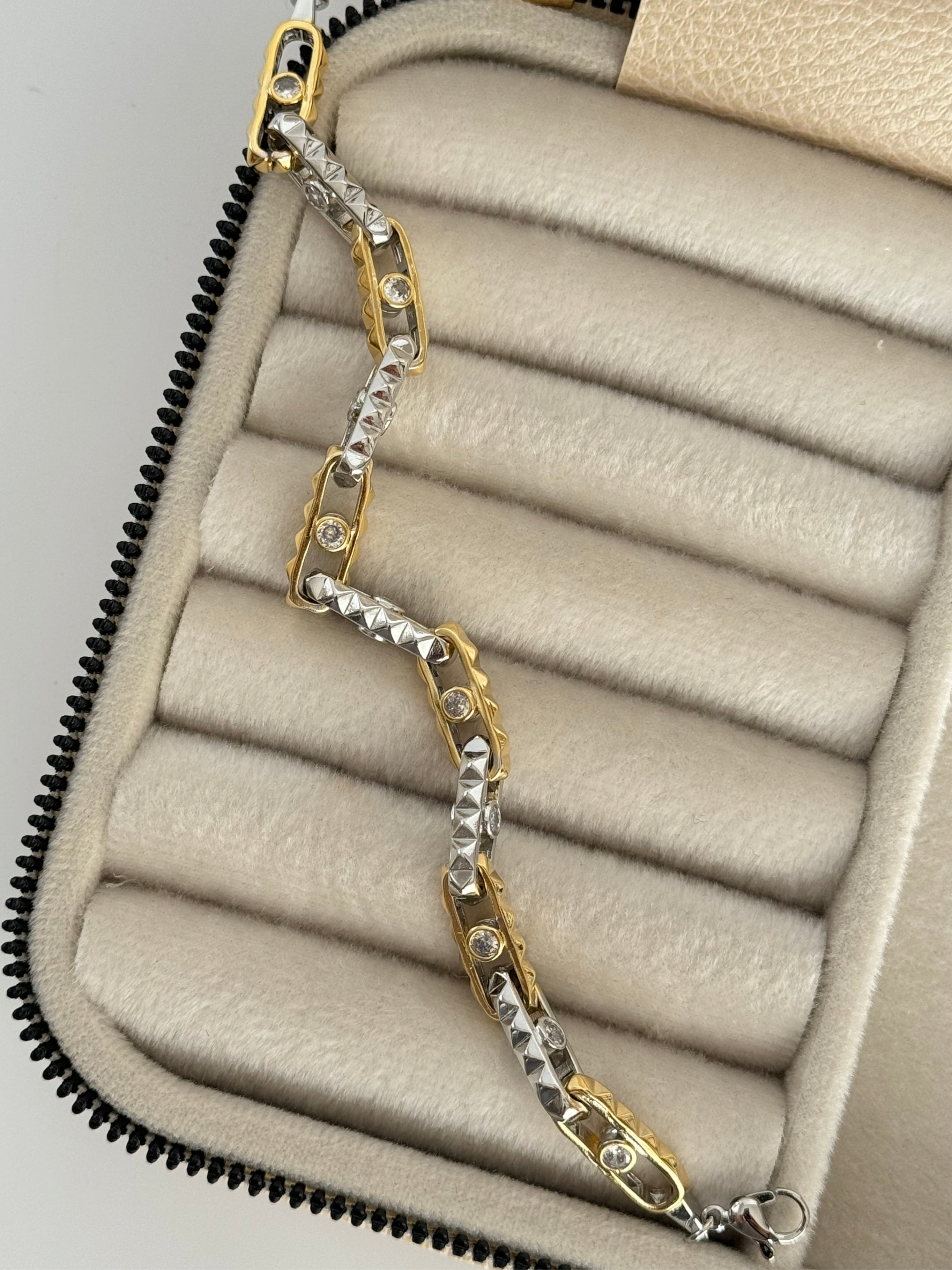 İTHAL TAŞ DETAYLI ÇİFT RENK ZİNCİR BİLEKLİK