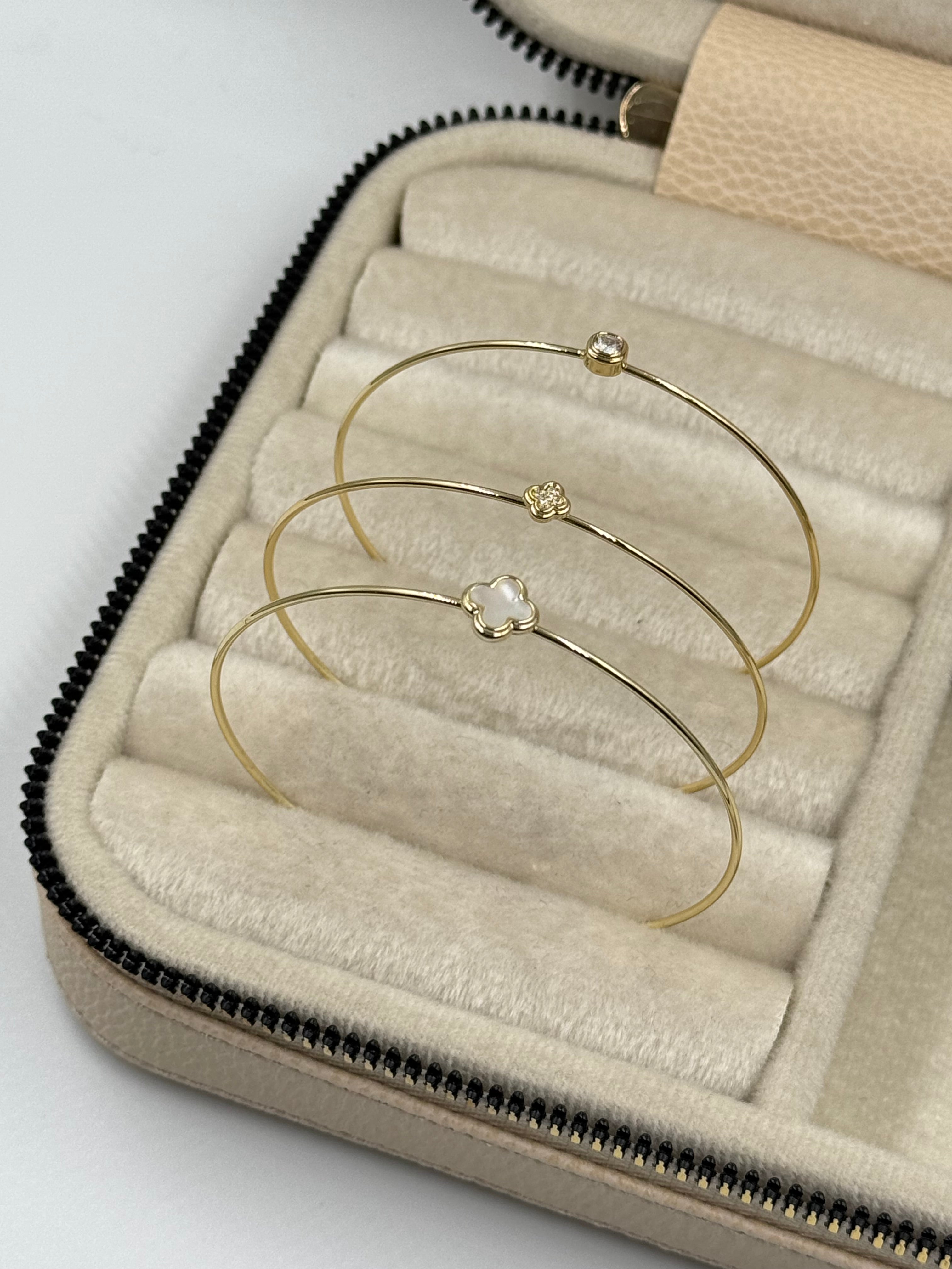 İTHAL YONCA DETAYLI 3LÜ KELEPÇE BİLEZİK