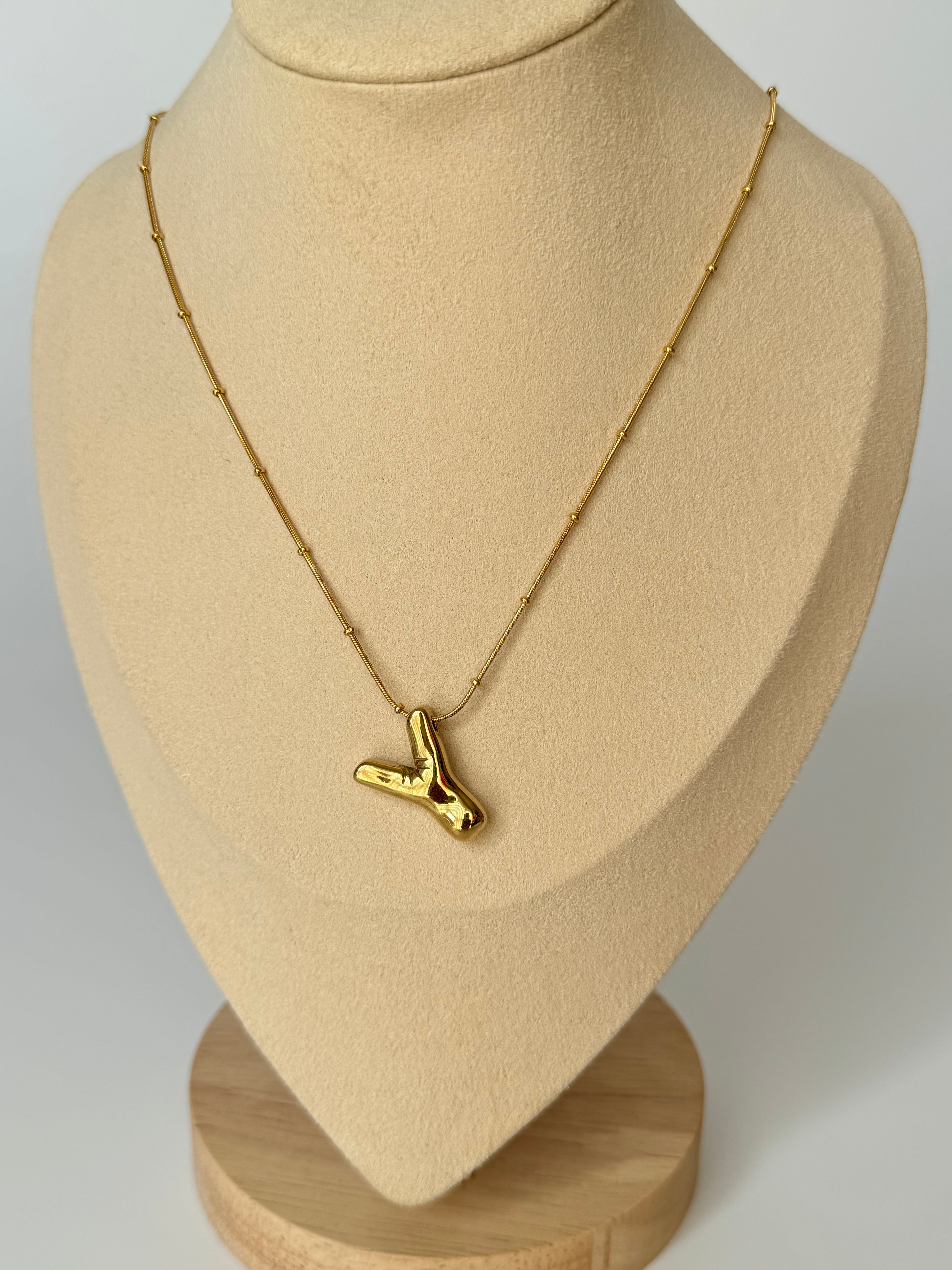 İthal Balon Y Harf Gold Kolye