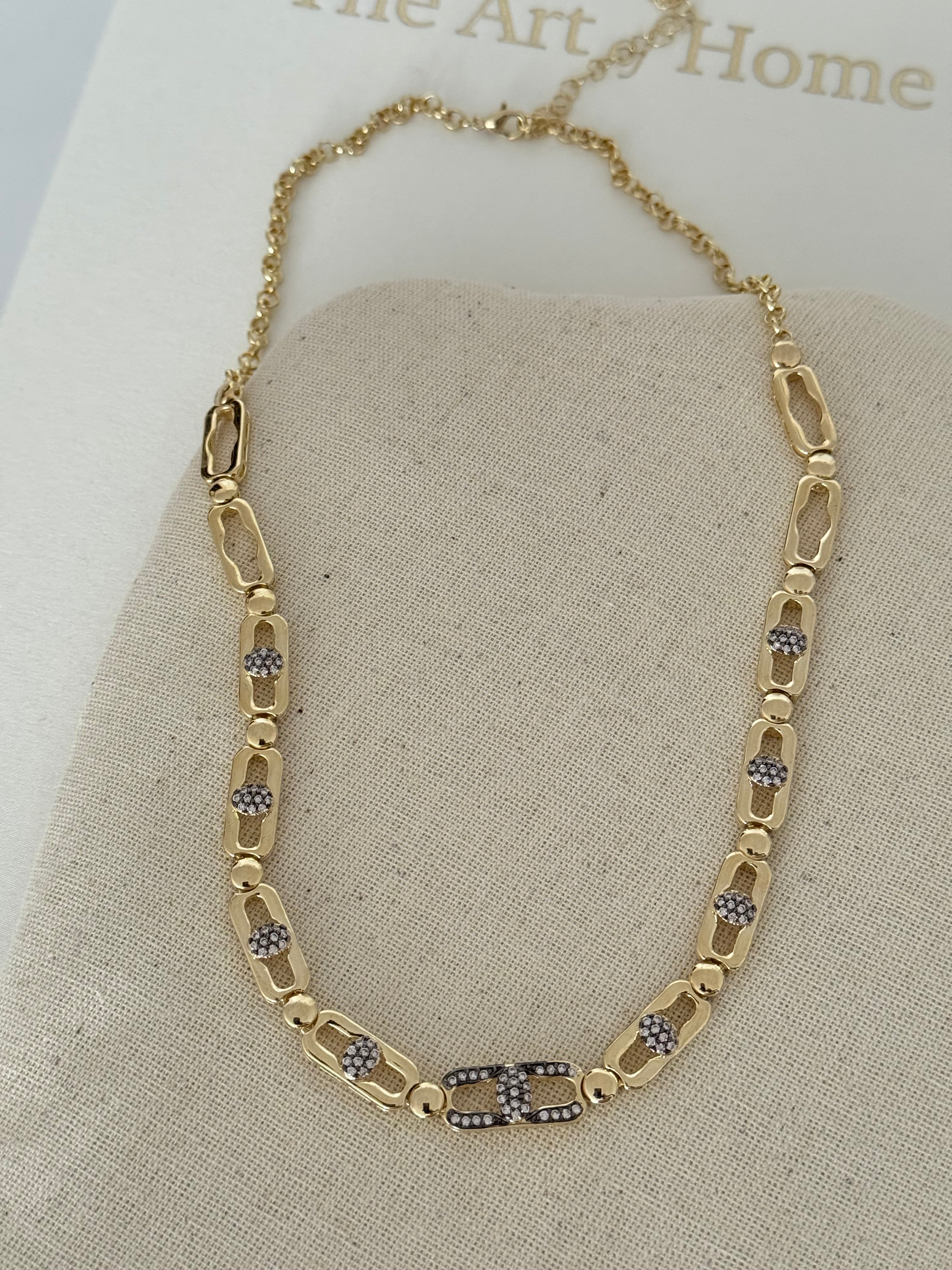 CELESTE ATAÇ DETAYLI GOLD KOLYE