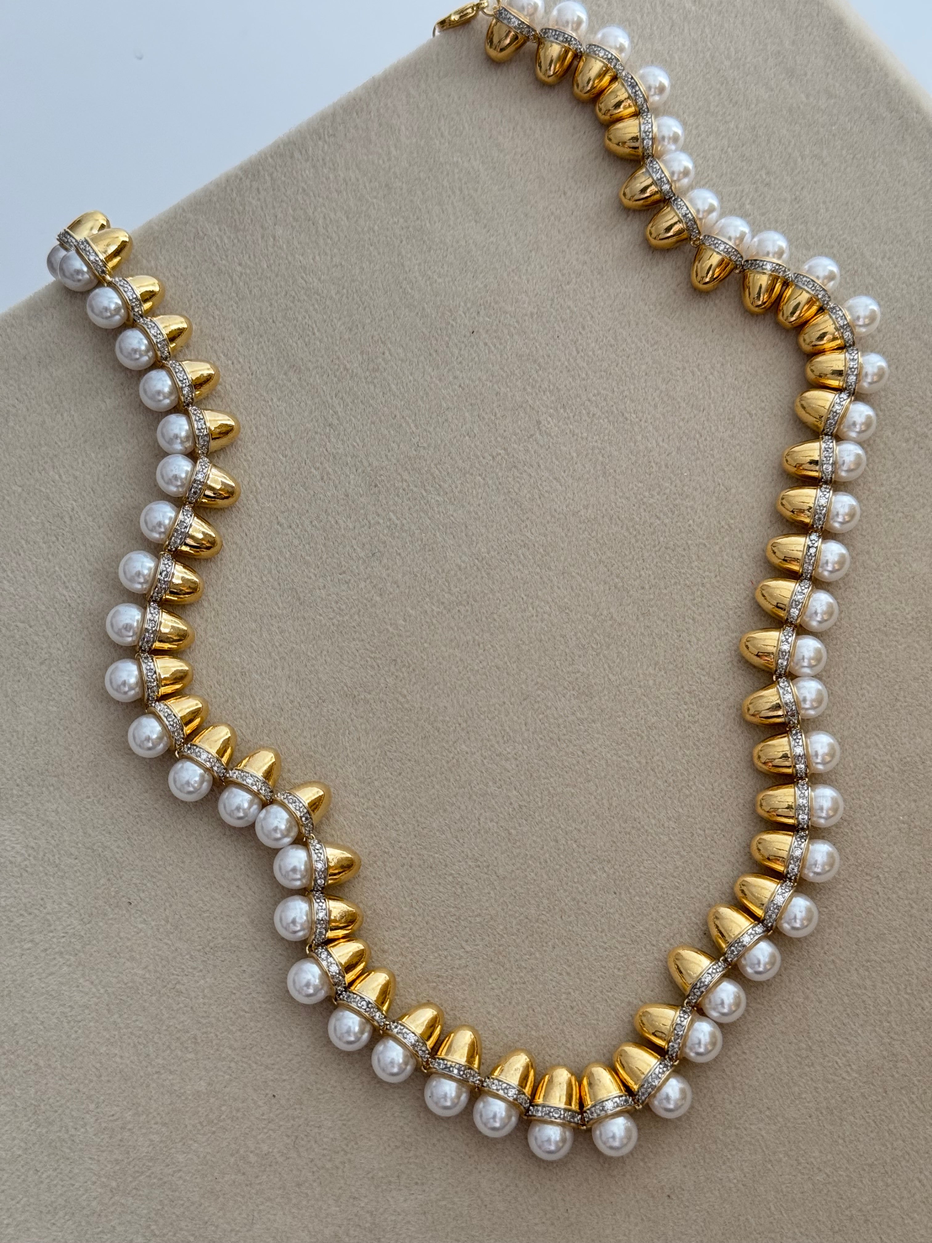 İTHAL İNCİ DETAYLI GOLD KOLYE