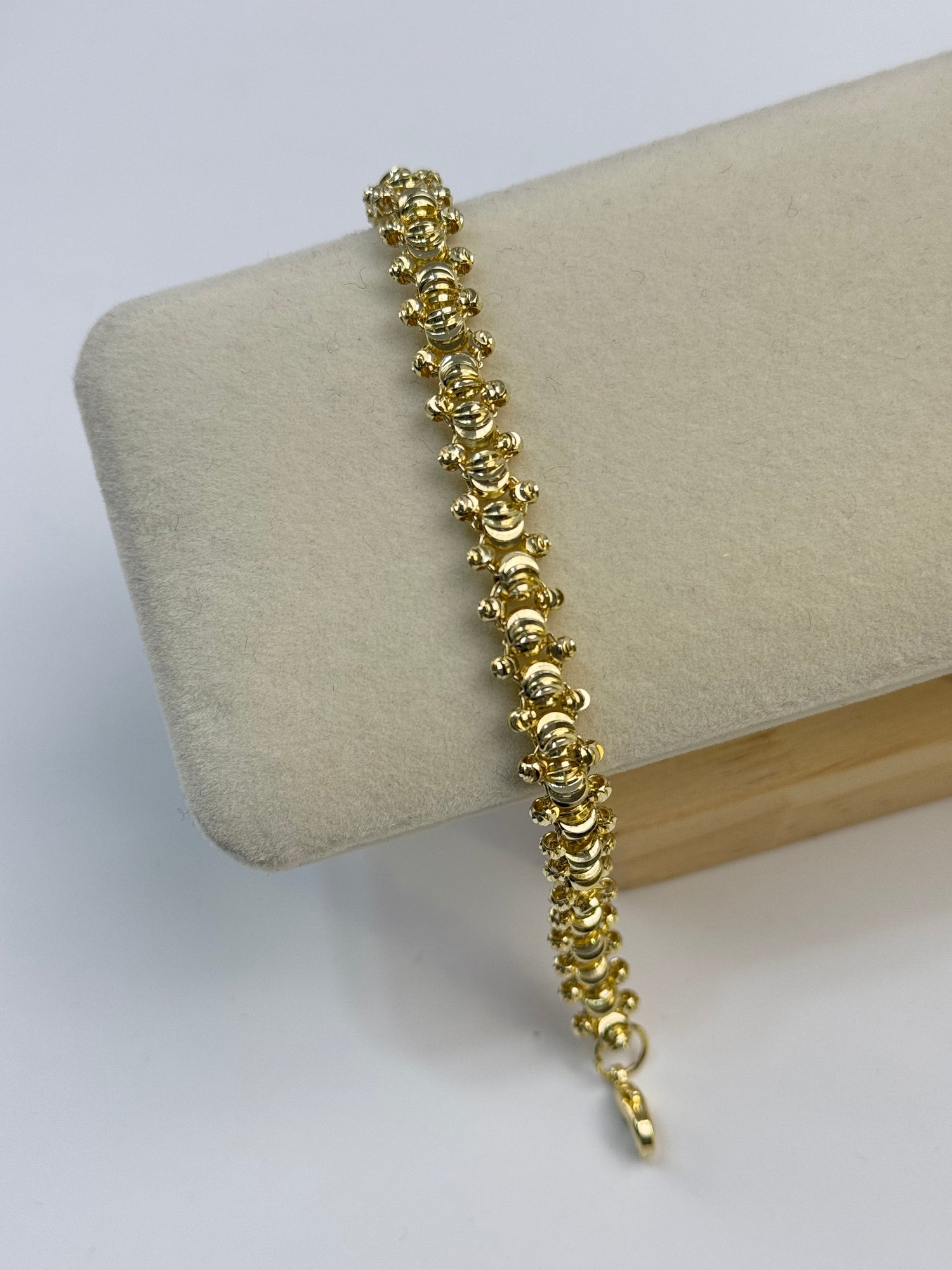 İTHAL DORİKA DETAYLI GOLD BİLEKLİK