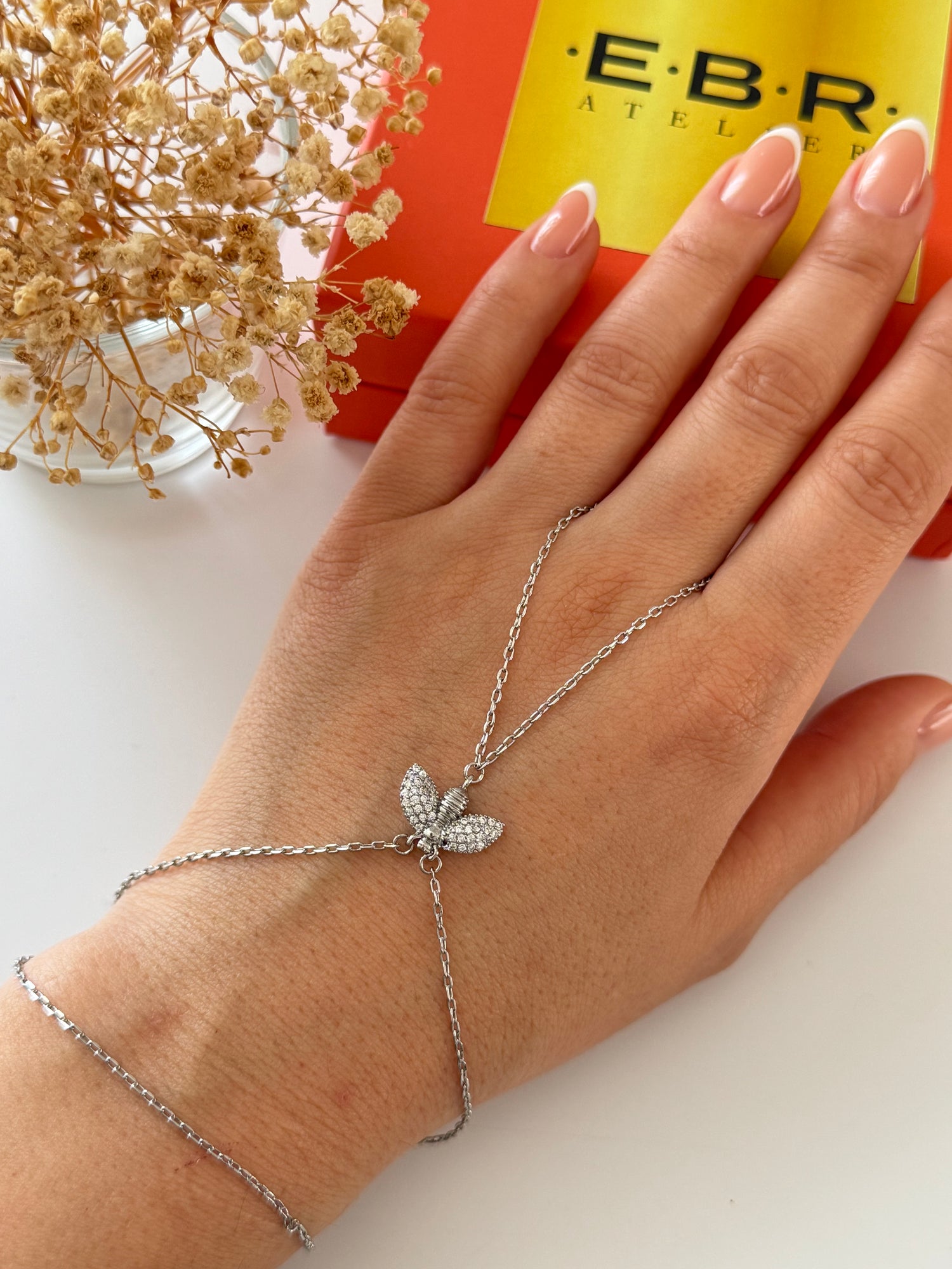 ZENA ARI DETAYLI SİLVER ŞAHMERAN