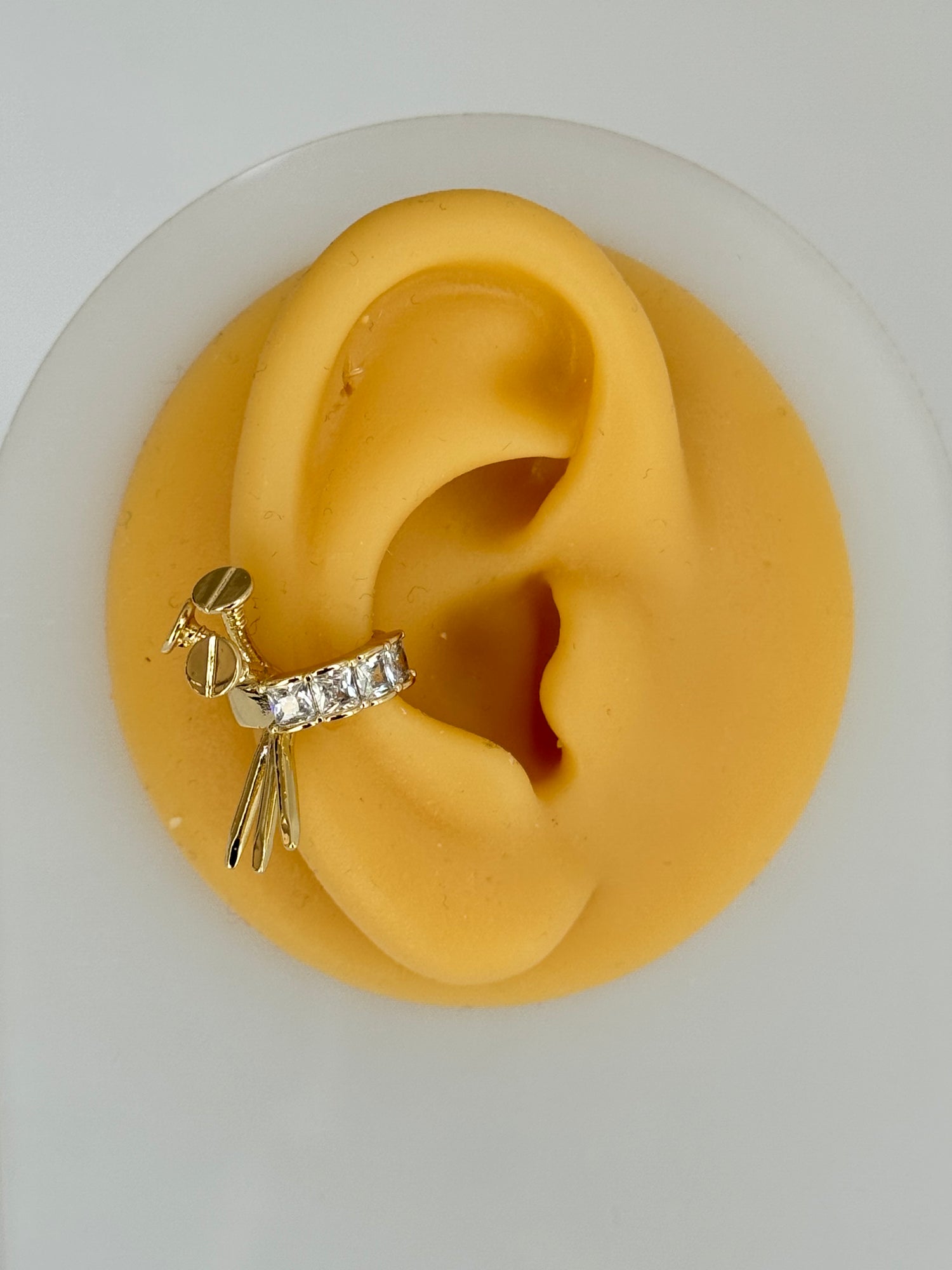 İTHAL ÇİVİ DETAYLI GOLD EARCUFF KIKIRDAK KÜPE