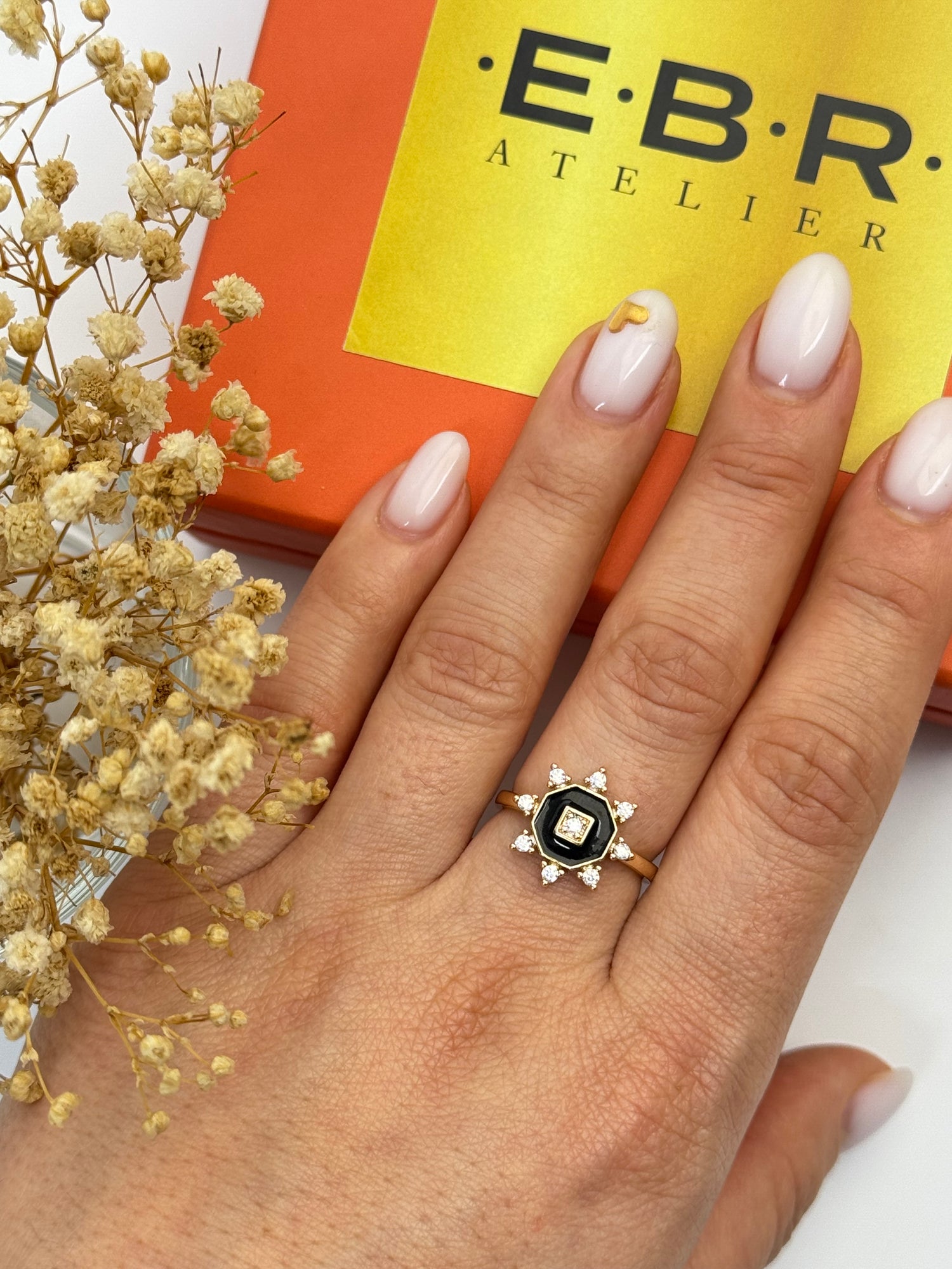 İTHAL SİYAH MİNELİ GOLD AYARLANABİLİR YÜZÜK