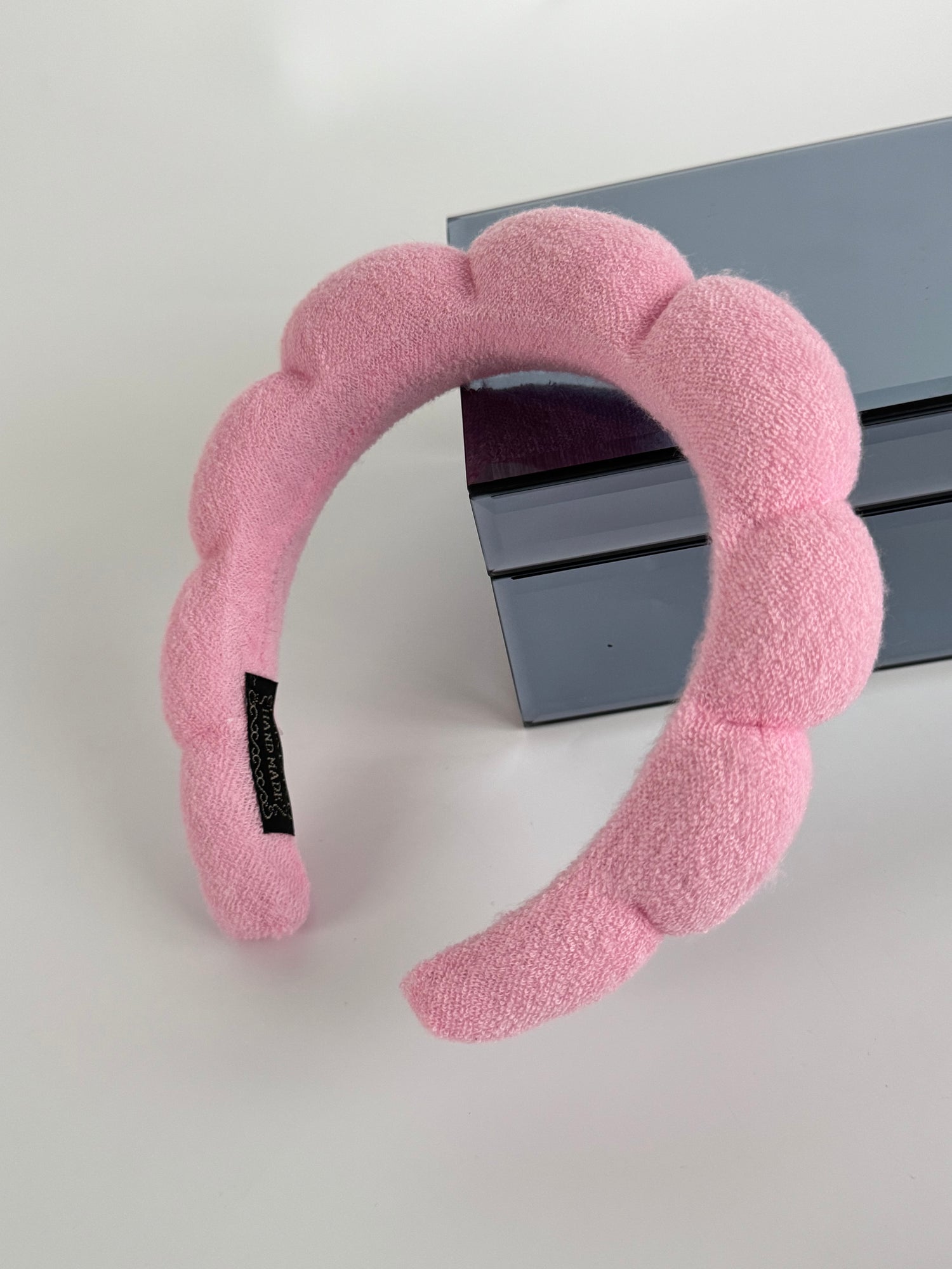 İTHAL PEMBE BURGULU HAVLU KUMAŞ TAÇ