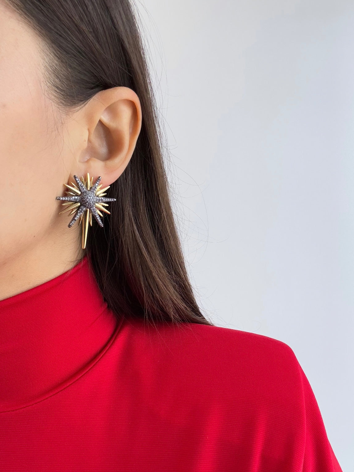 KUZEY YILDIZI DETAYLI ALTIN KAPLAMA KÜPE