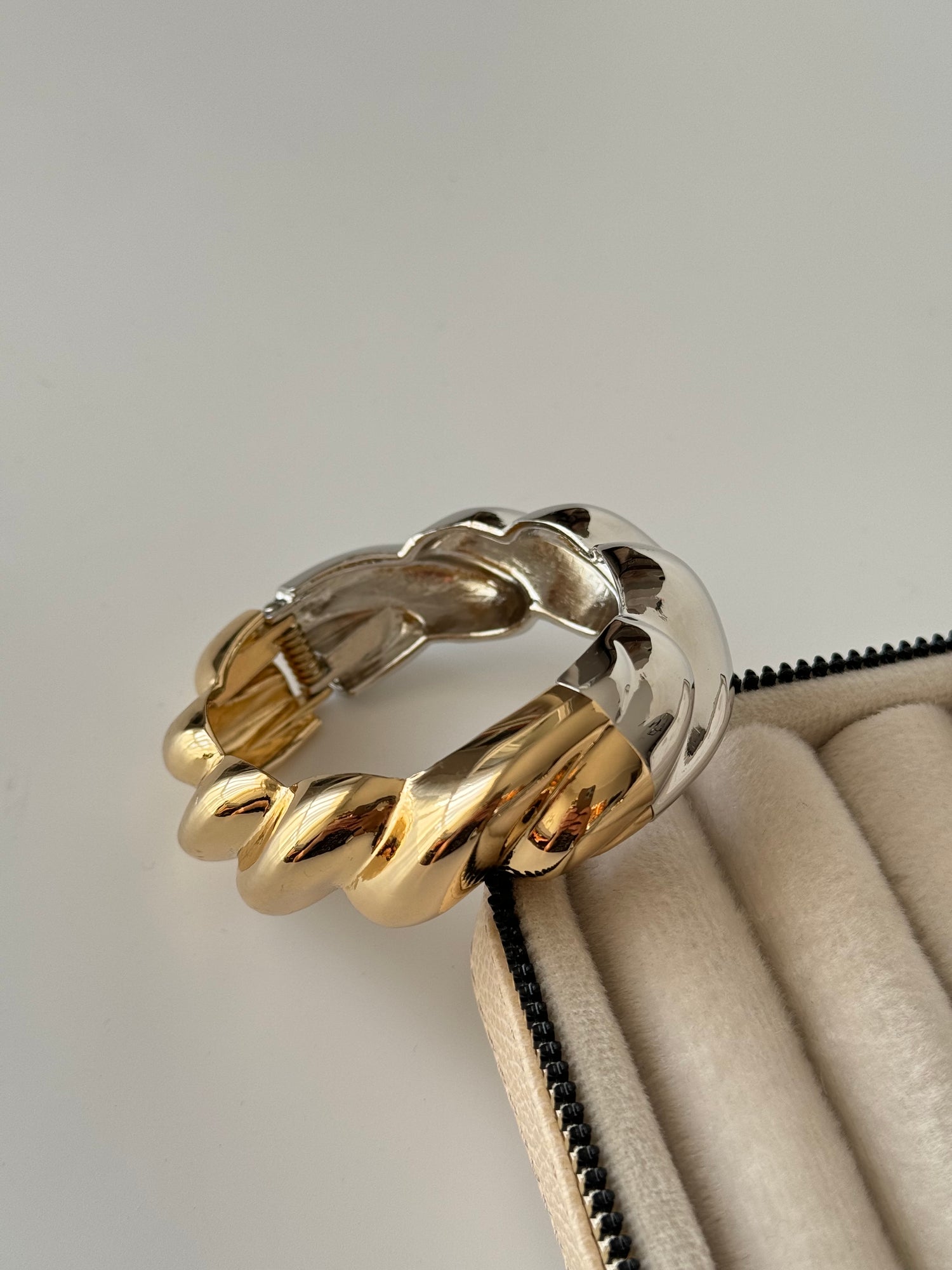 İTHAL ÇİFT RENK KELEPÇE BİLEZİK