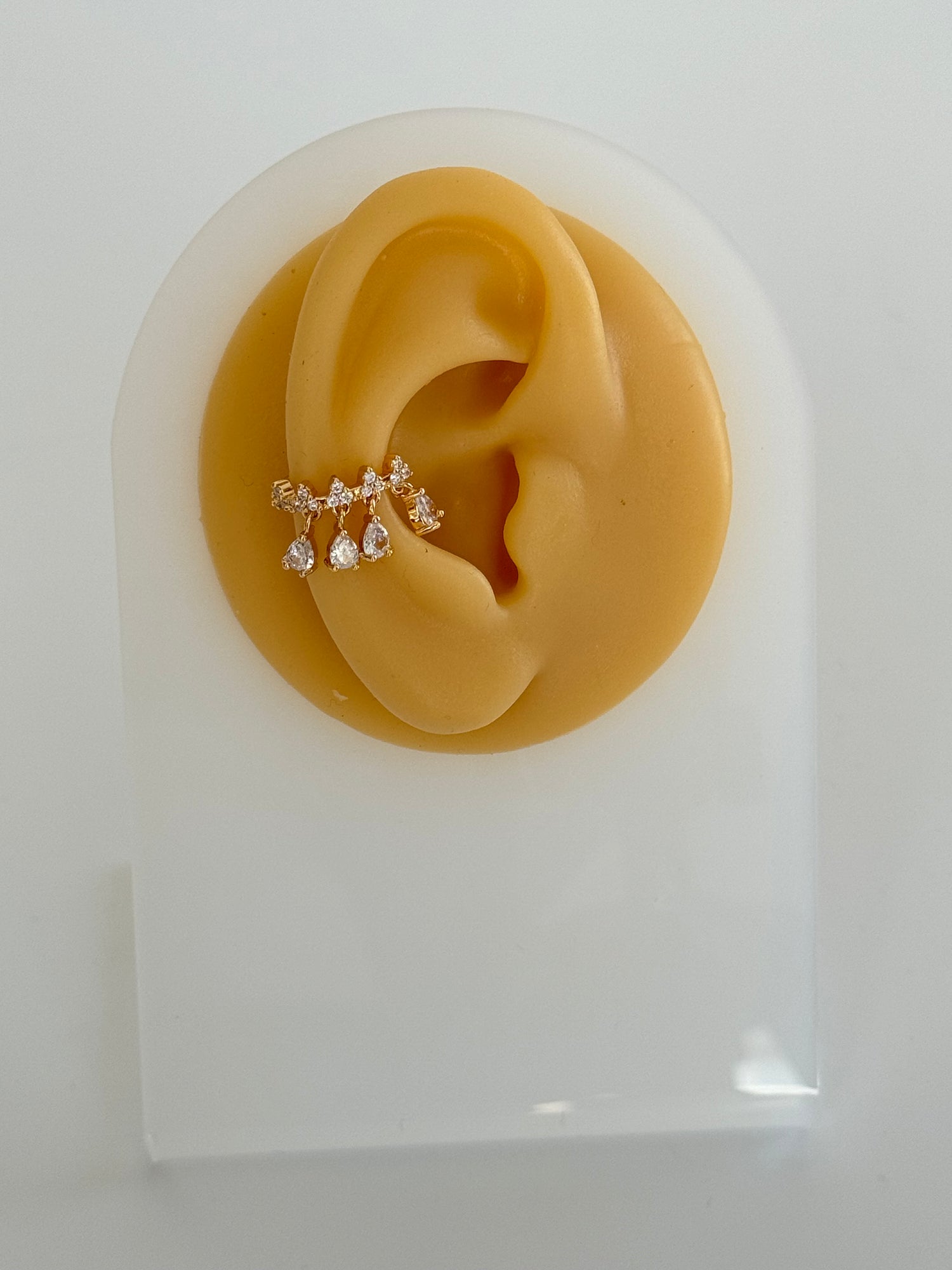 İTHAL SALLLANTILI SAĞ KULAK GOLD KIKIRDAK KÜPE EARCUFF