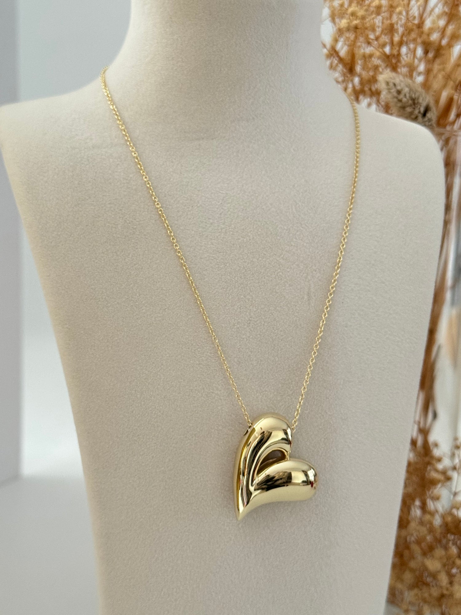 İTHAL KALP DETAYLI UZUN GOLD KOLYE