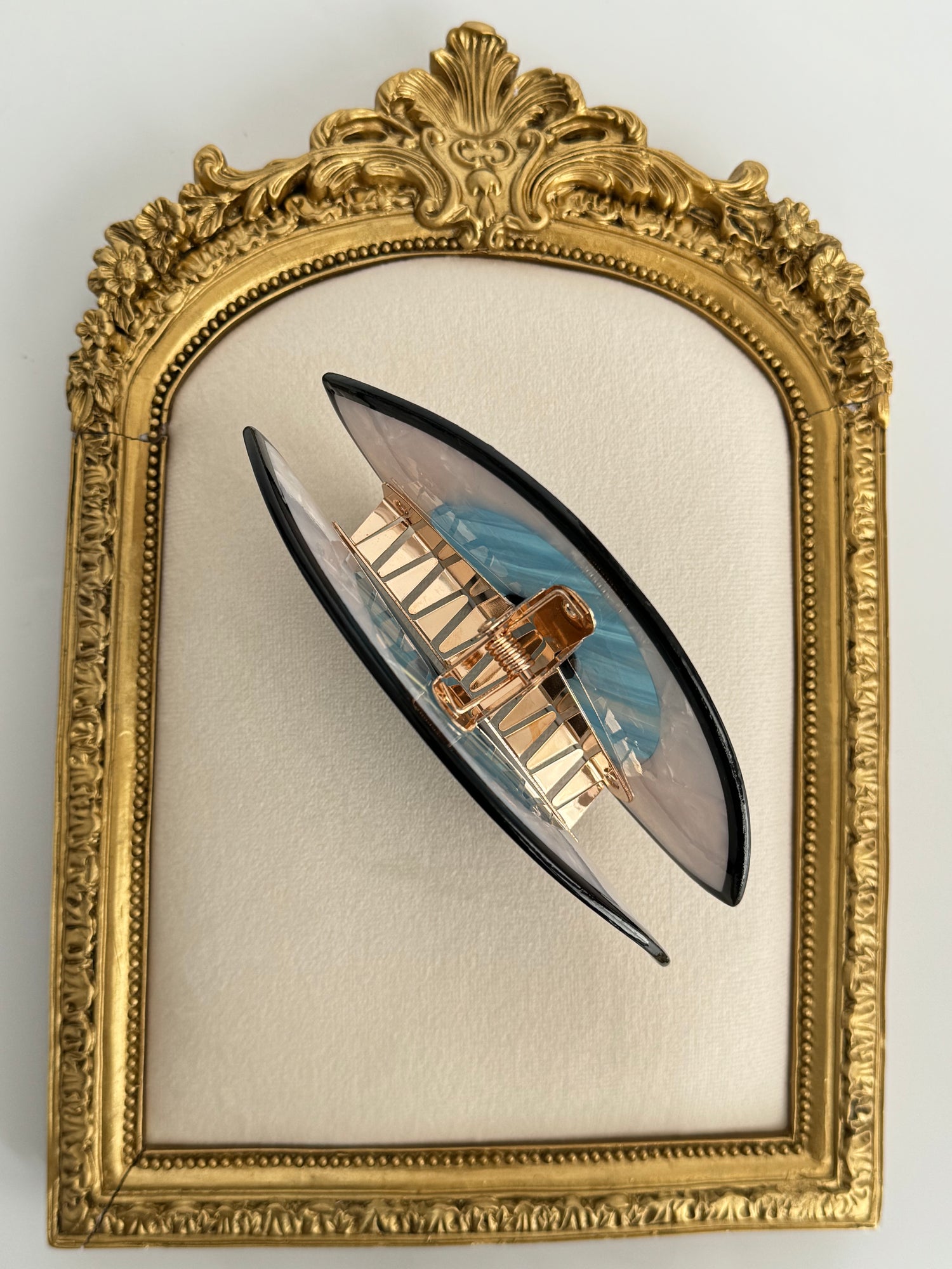 İTHAL BÜYÜK BOY SİYAH GÖZ KEMİK MANDAL TOKA