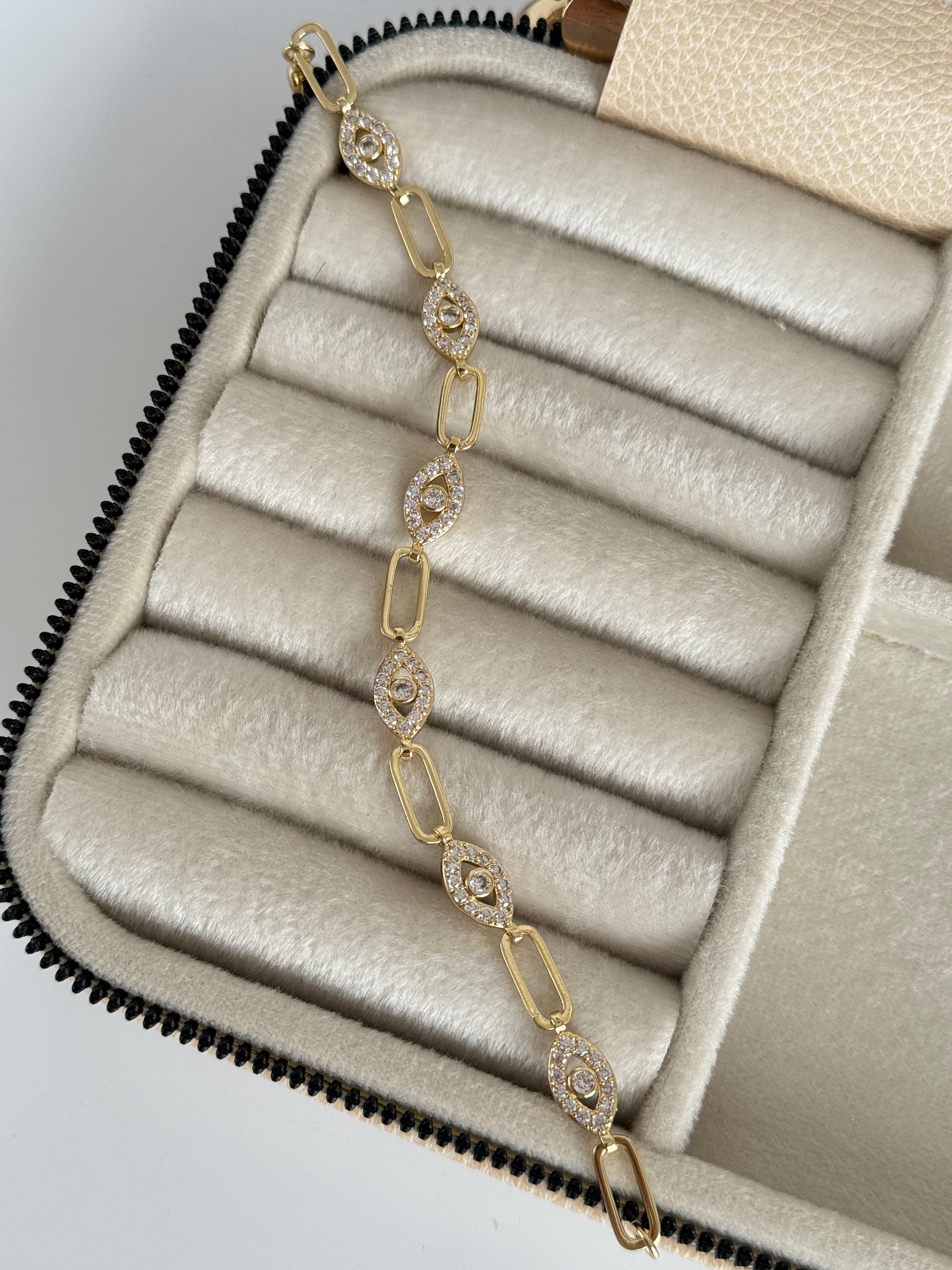 NAVAZ GÖZ DETAYLI GOLD BİLEKLİK