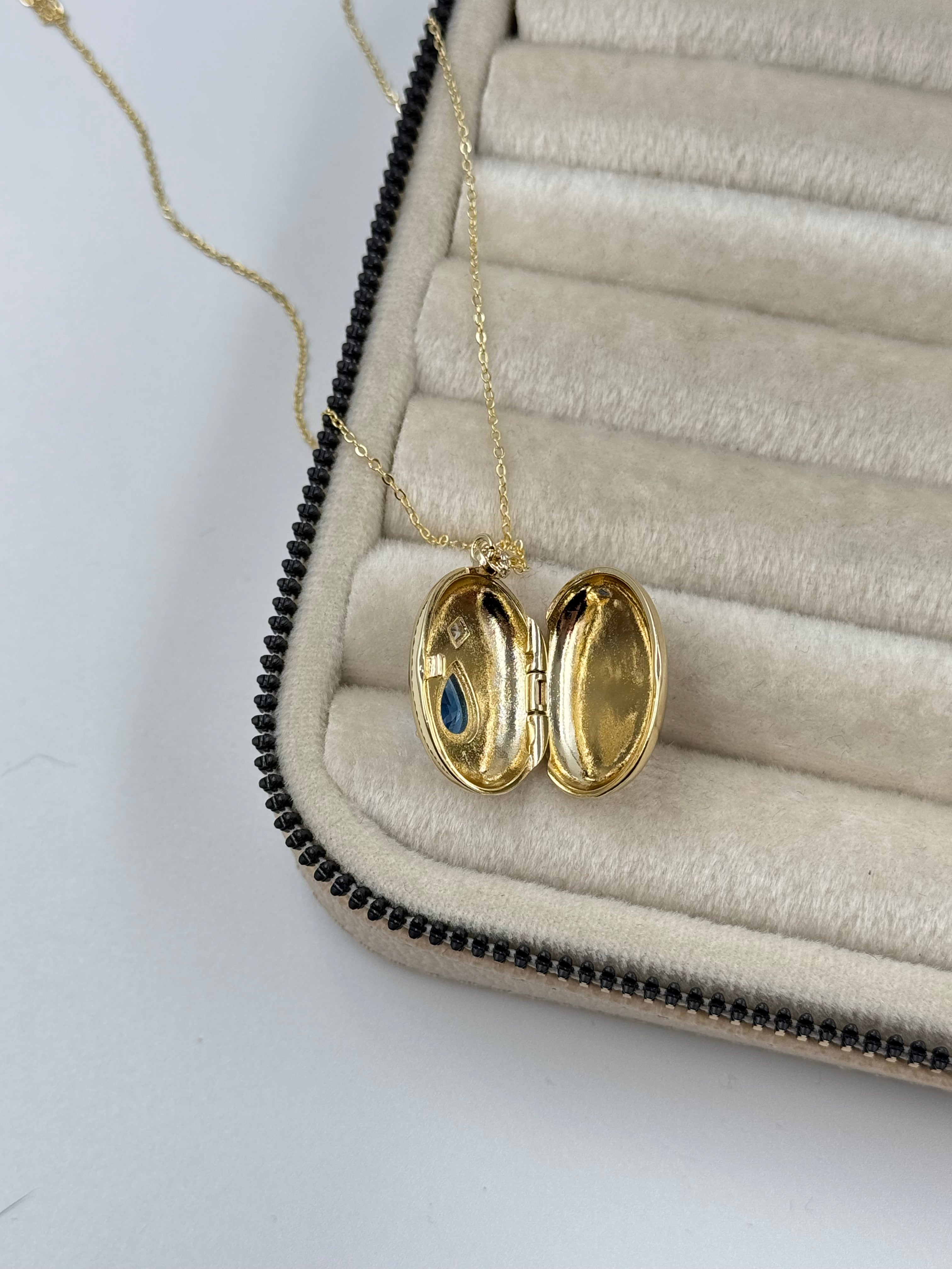 İTHAL KAPAKLI AÇILABİLİR RESİMLİKLİ MAVİ TAŞLI UZUN GOLD KOLYE