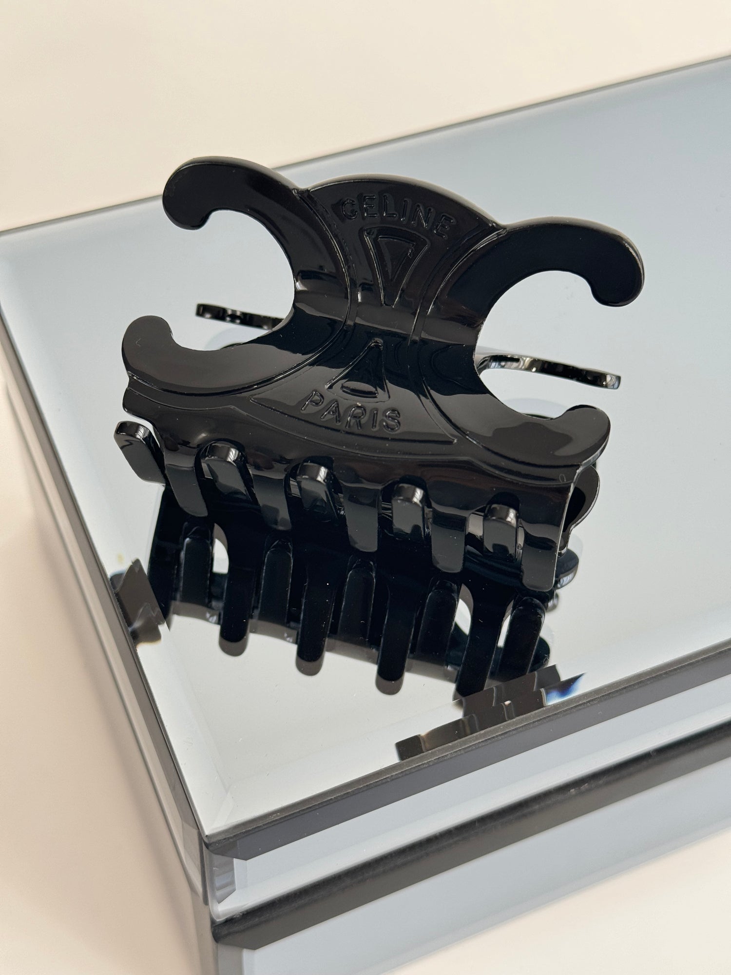 İTHAL MARKA MODEL SİYAH KEMİK MANDAL TOKA