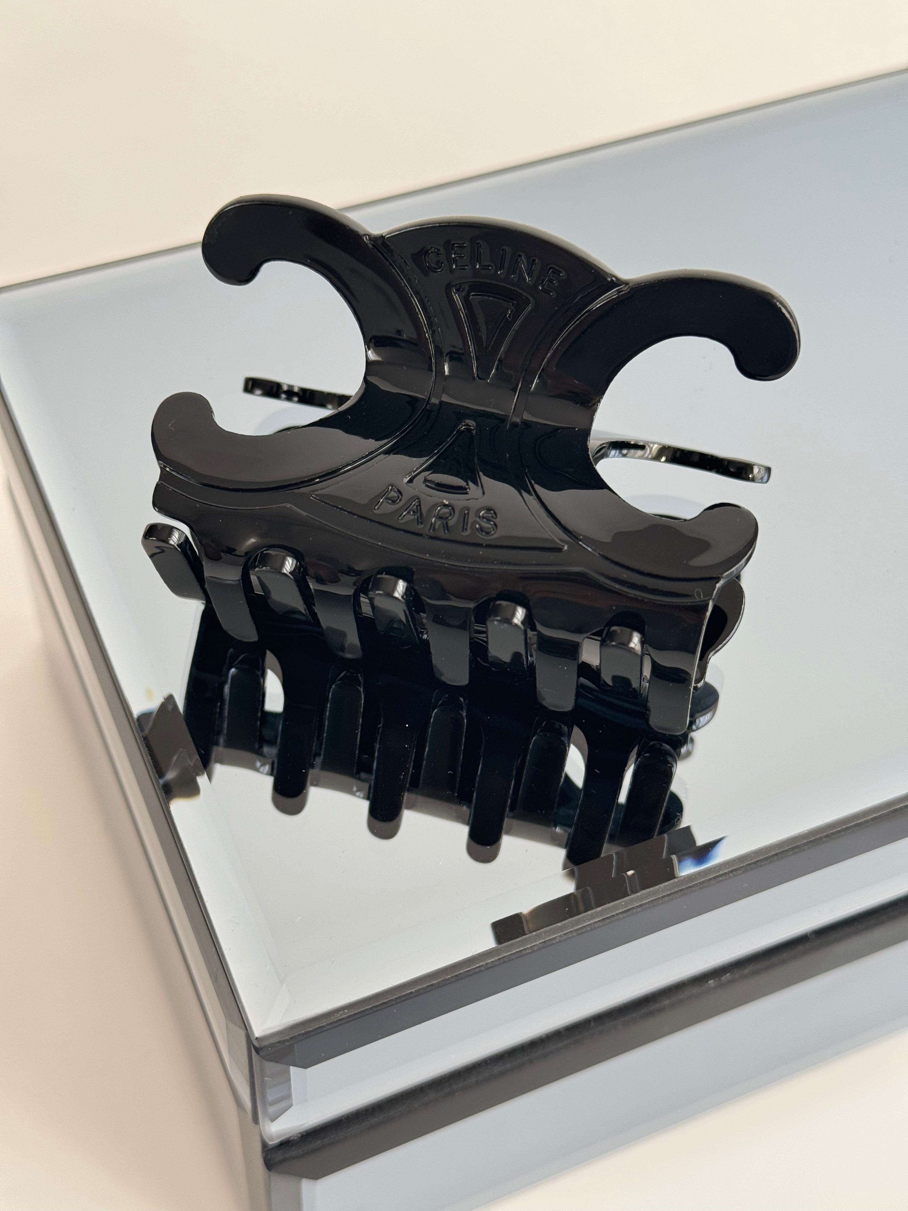 İTHAL MARKA MODEL SİYAH KEMİK MANDAL TOKA