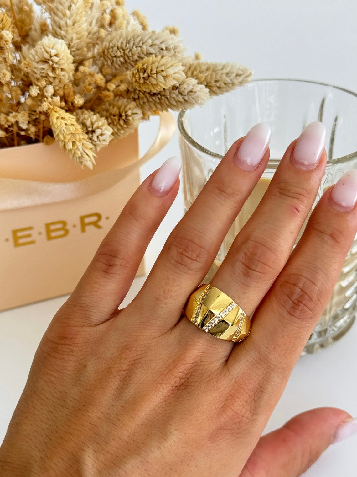 İTHAL TAŞ DETAYLI ASİMETRİK AYARLANABİLİR GOLD YÜZÜK