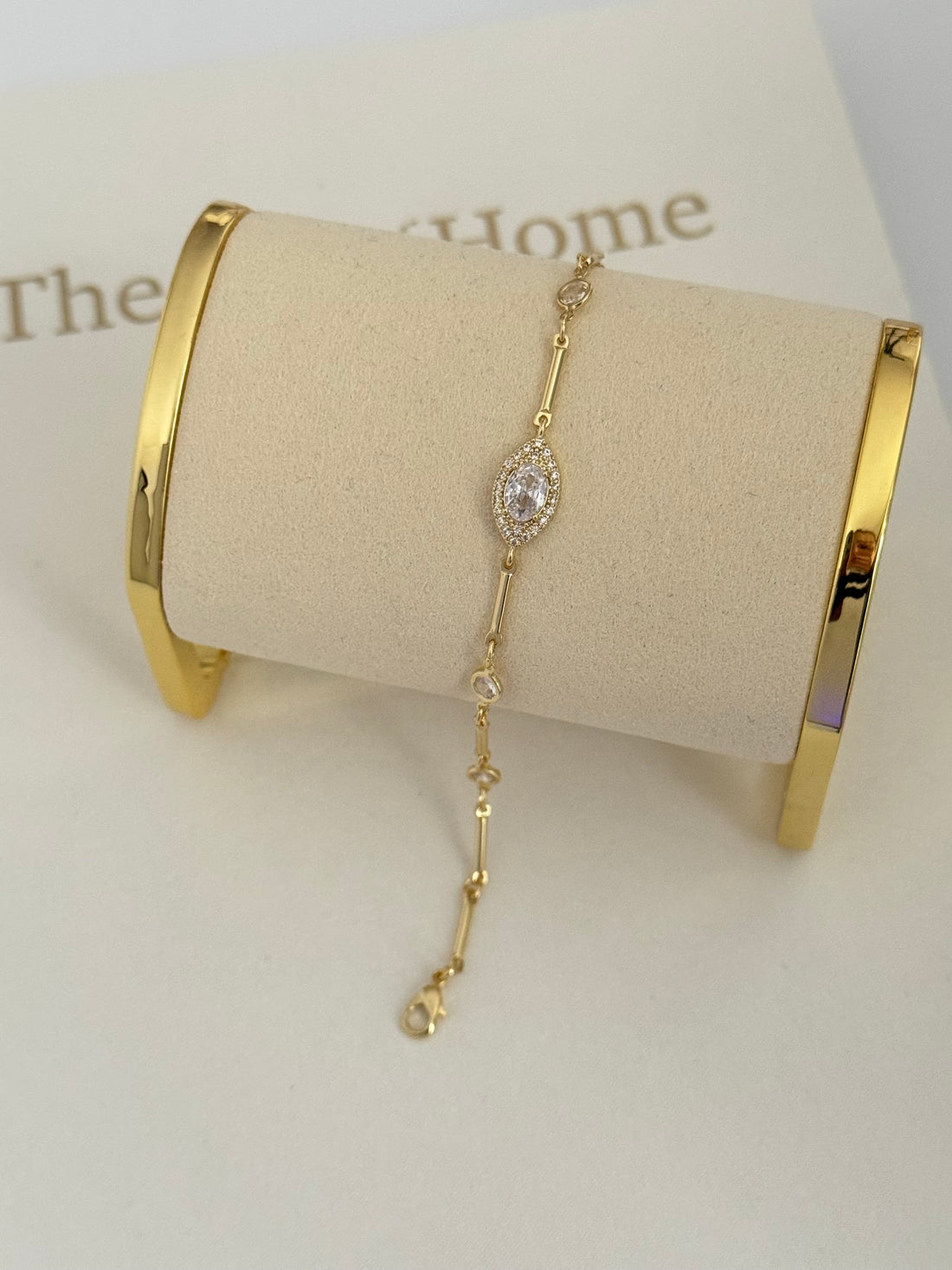 NORİELLA TAŞ DETAYLI GOLD BİLEKLİK