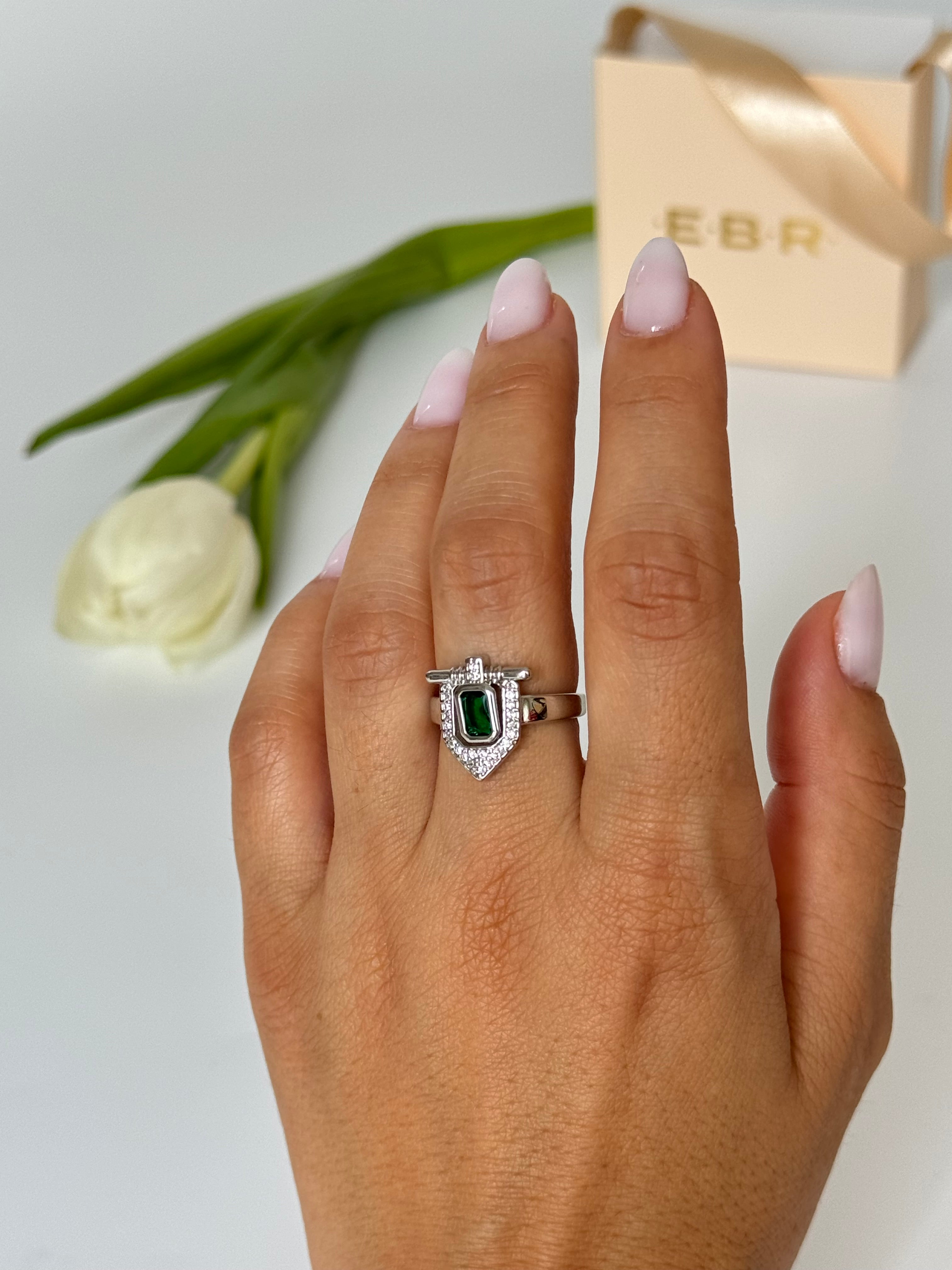 İTHAL YEŞİL TAŞLI ŞÖVALYE VİNTAGE SİLVER AYARLANABİLİR YÜZÜK