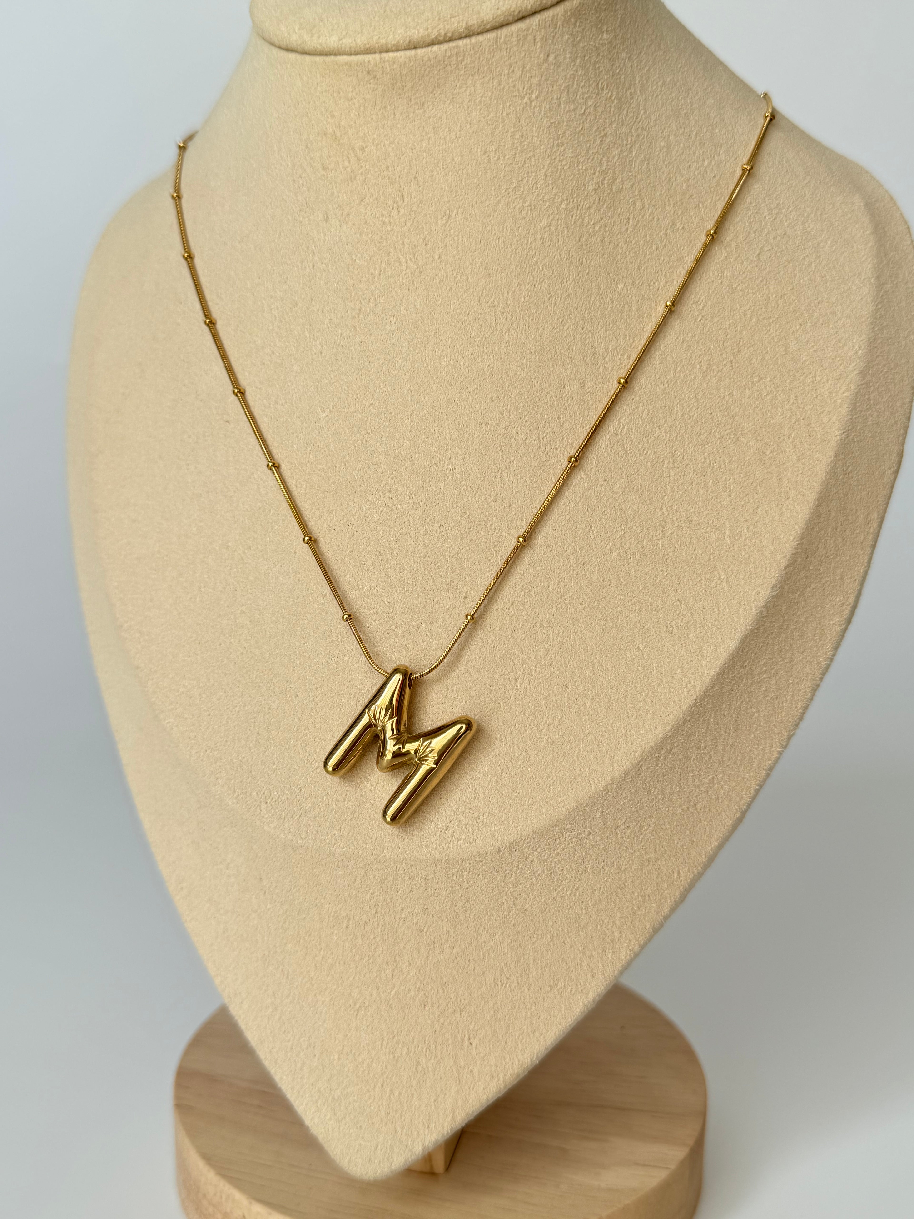 İthal Balon M Harf Gold Kolye