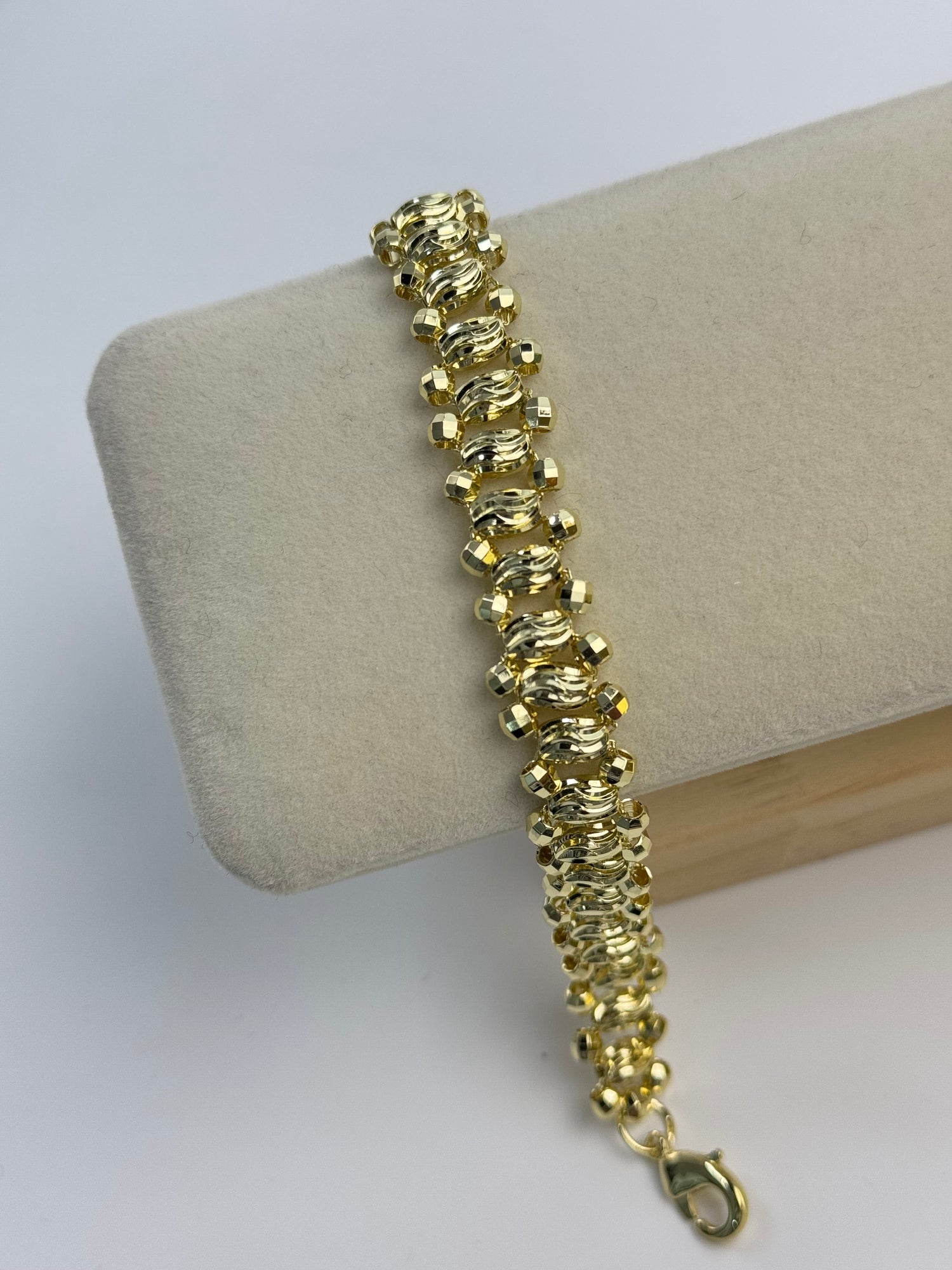 İTHAL DORİKA DETAYLI GOLD BİLEKLİK