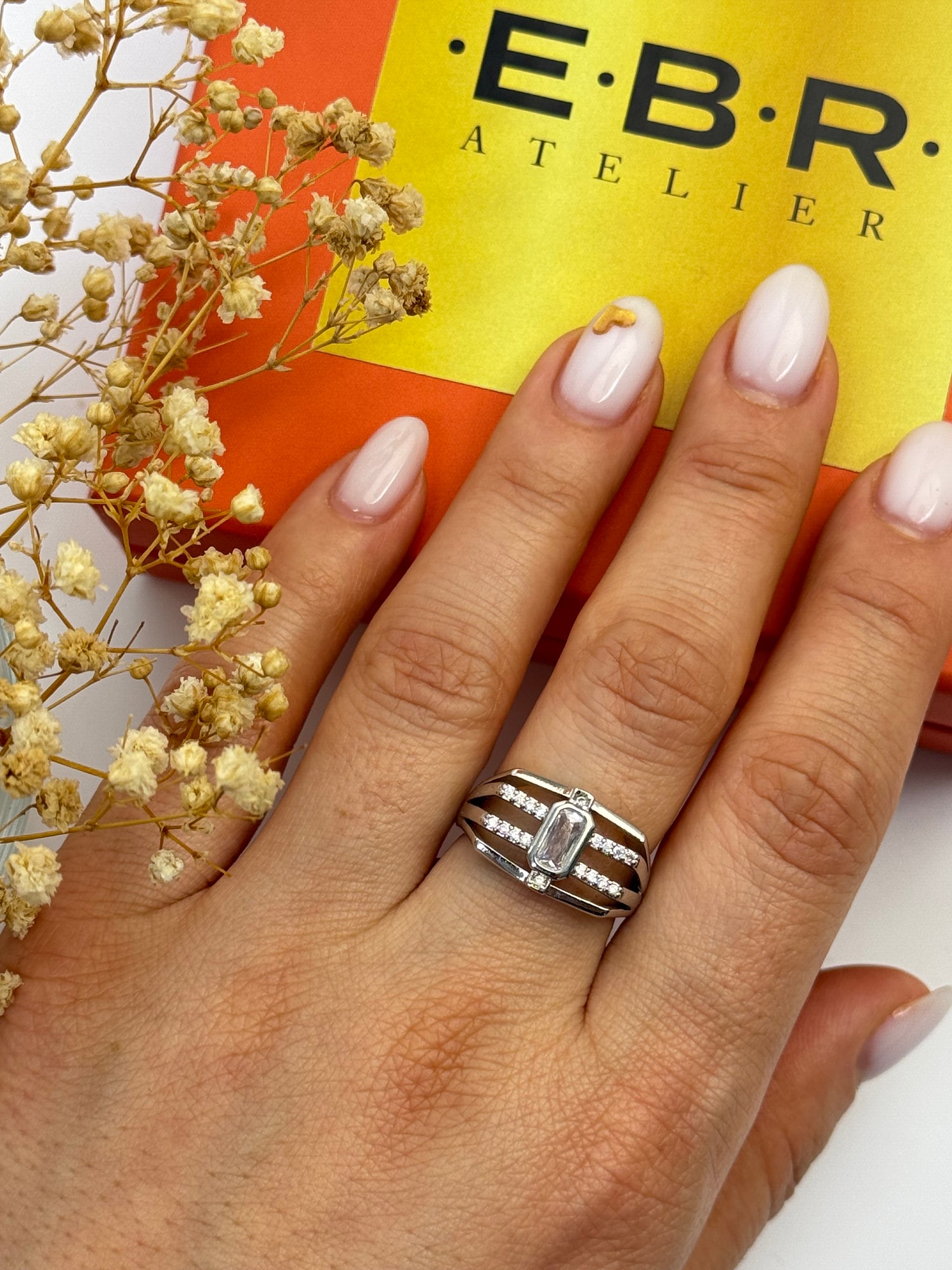 İTHAL BEYAZ TAŞLI SİLVER AYARLANABİLİR YÜZÜK