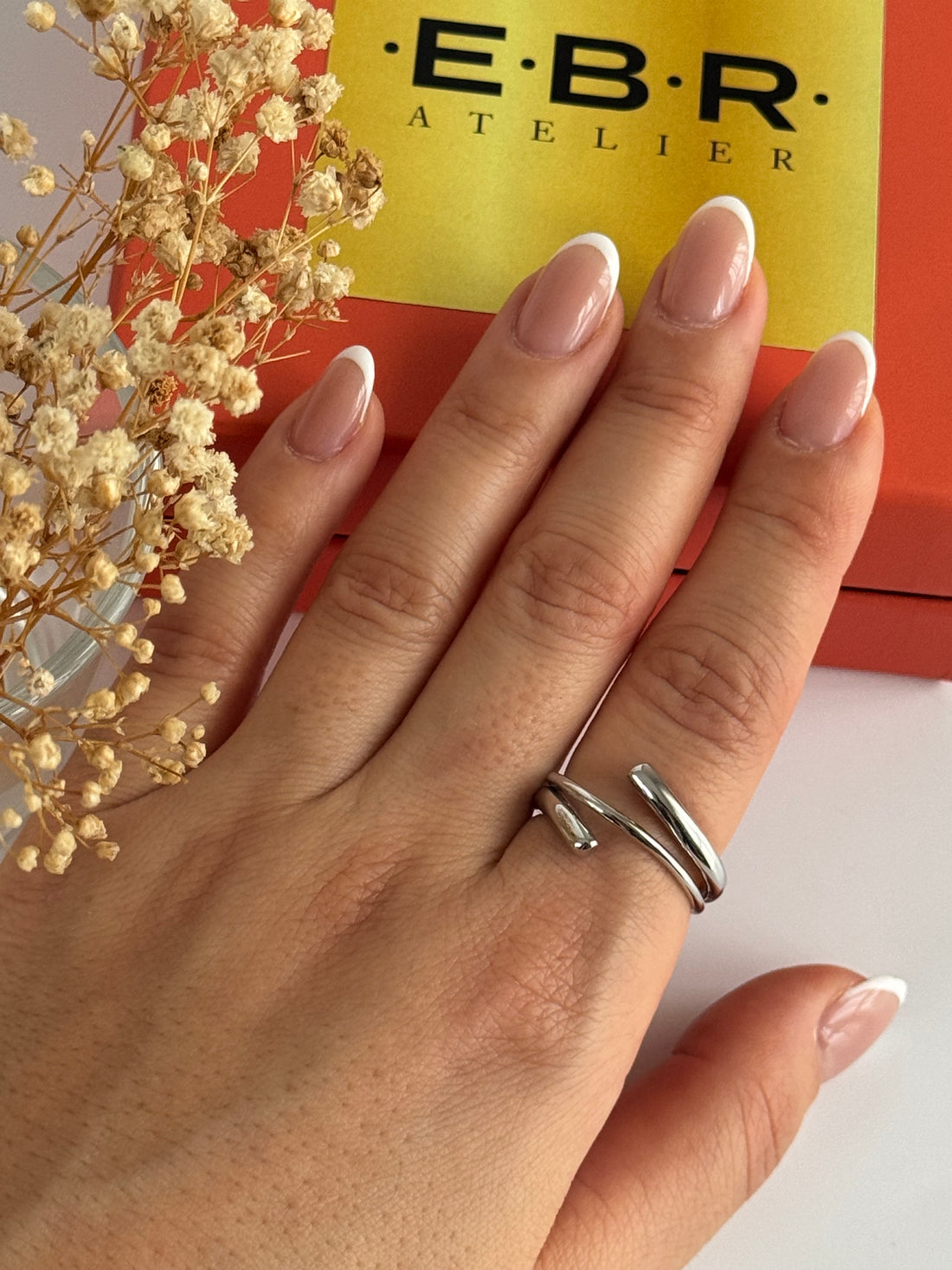 İTHAL SARMAL DETAYLI SİLVER YÜZÜK