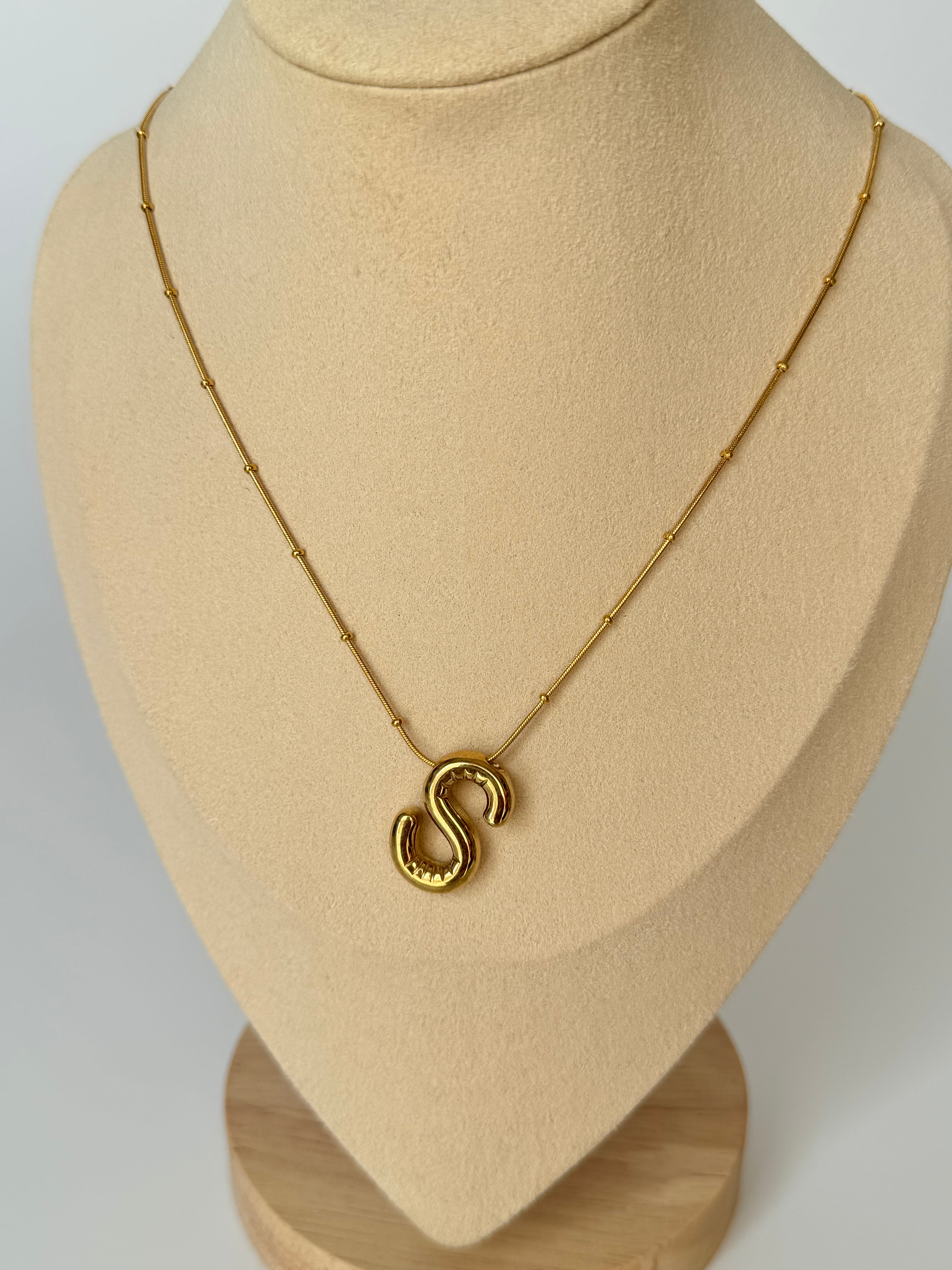 İthal Balon S Harf Gold Kolye