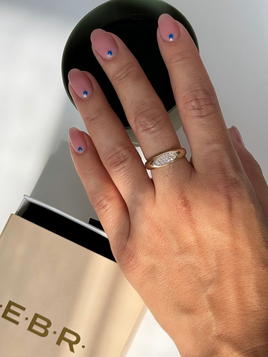 İTHAL TAŞ DETAYLI GOLD AYARLANABİLİR YÜZÜK