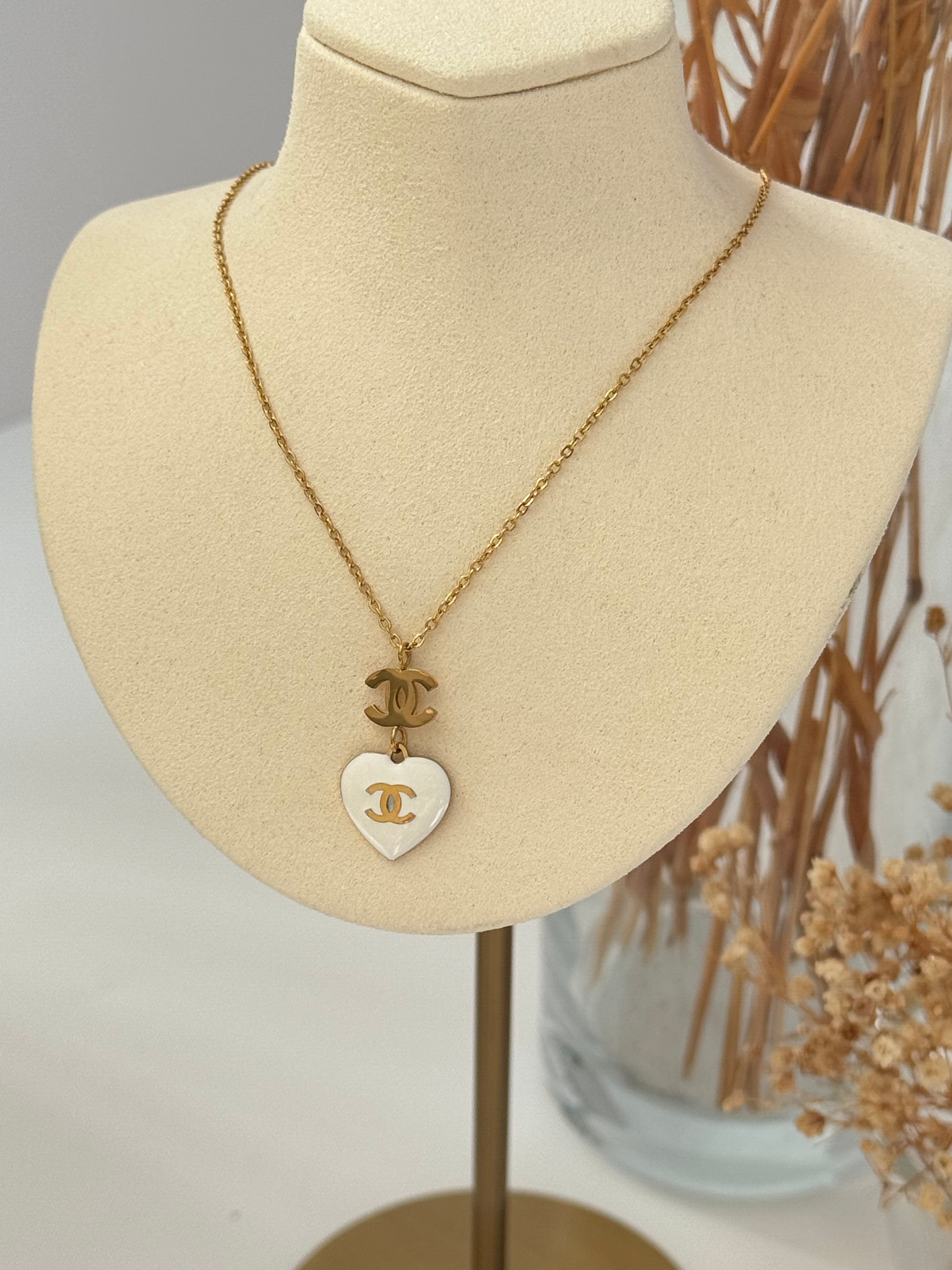 BEYAZ MİNELİ MARKA MODEL GOLD ÇELİK KOLYE