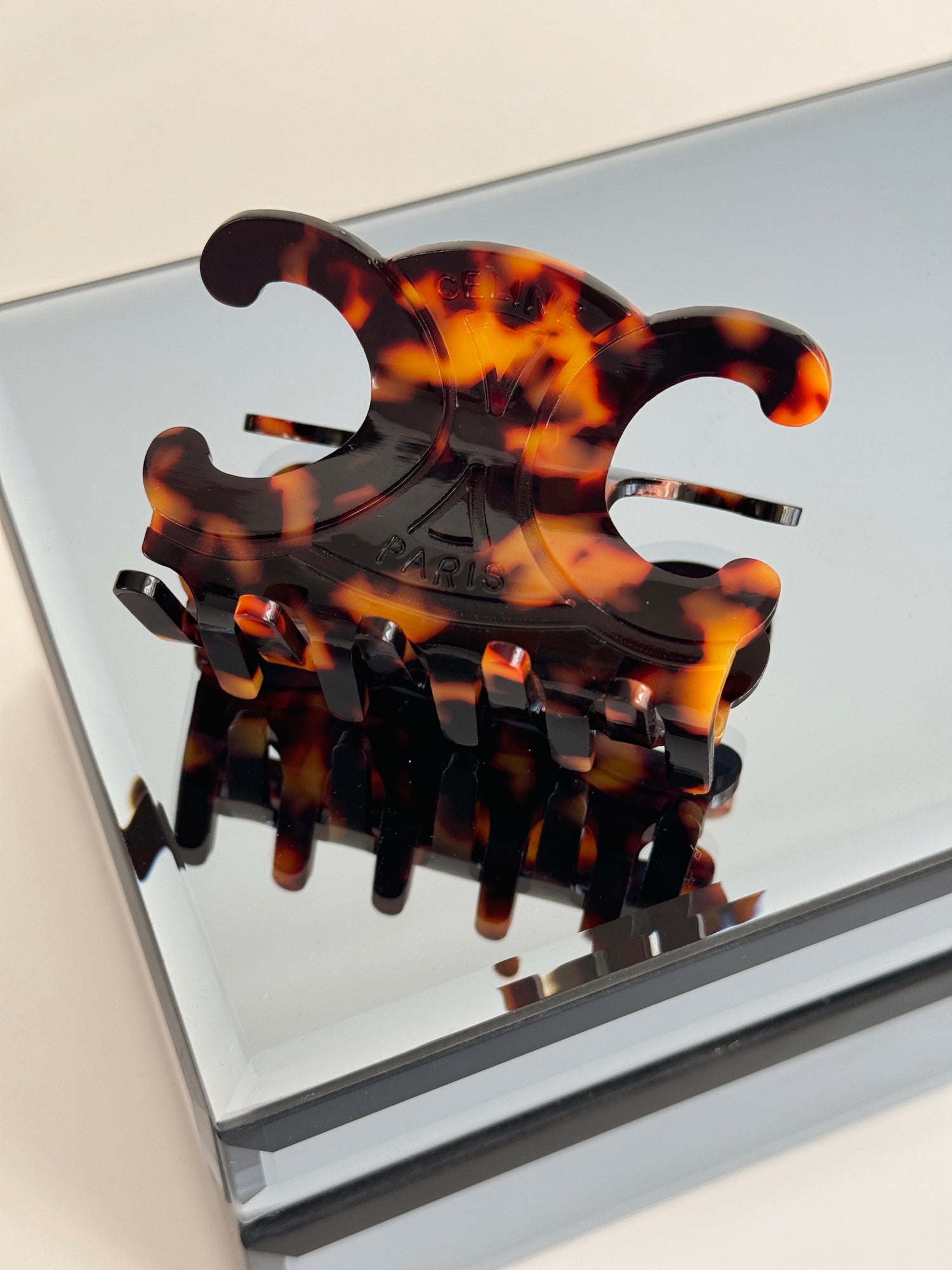 İTHAL MARKA MODEL LEOPAR KEMİK MANDAL TOKA