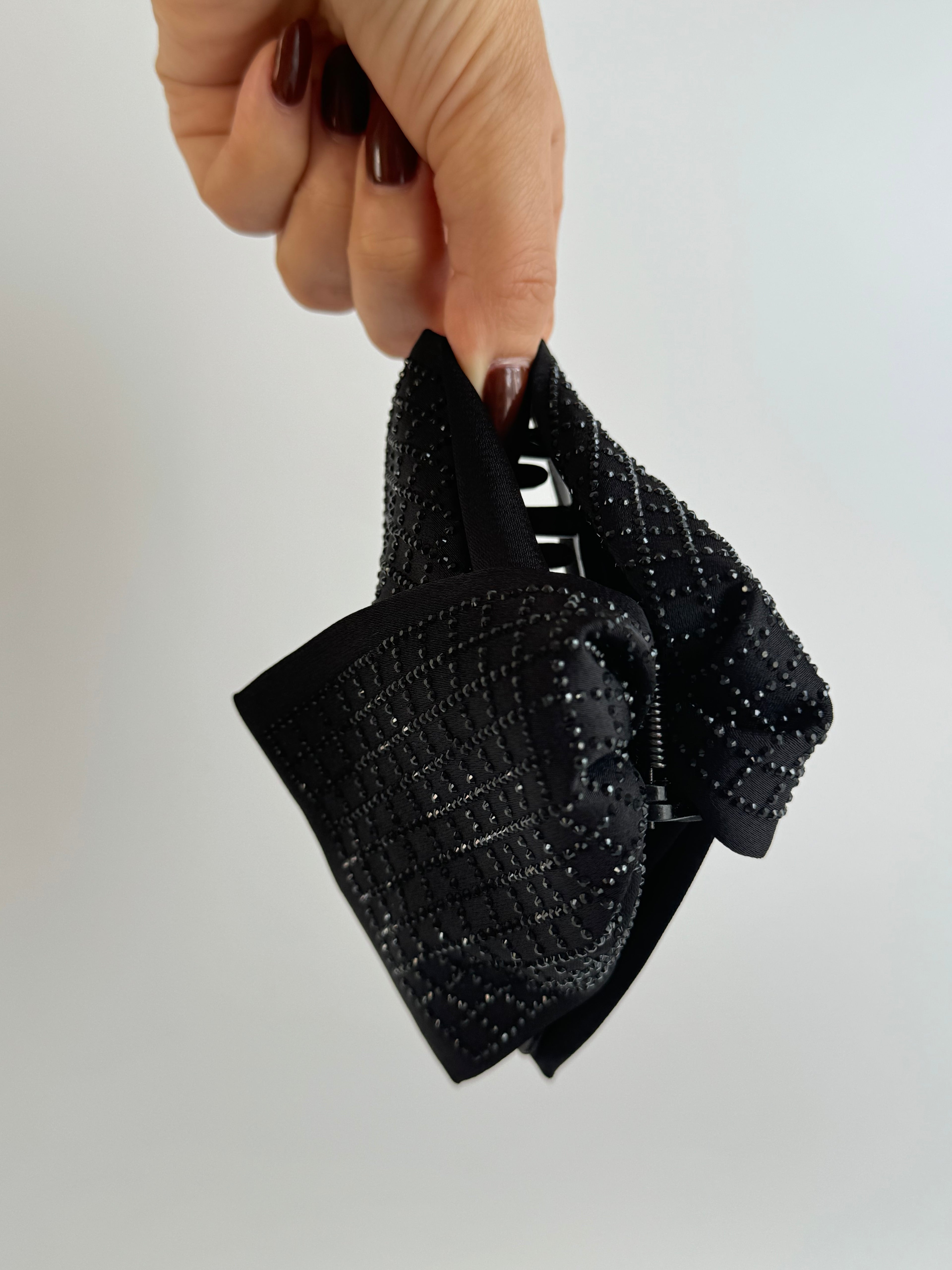 İTHAL TAŞ DETAYLI MANDAL DUBAİ TOKA