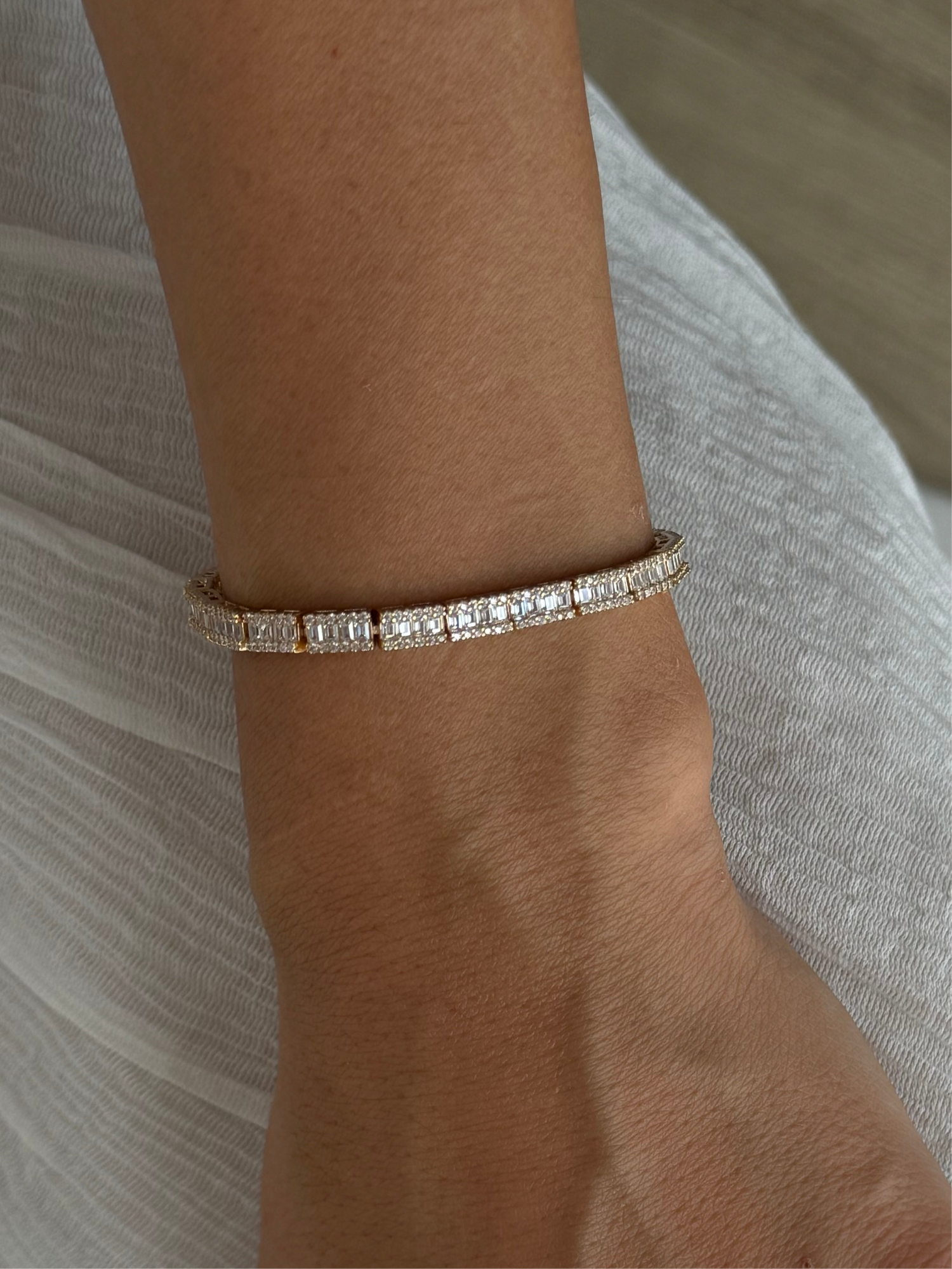 İTHAL ZİRKON TAŞLI SU YOLU GOLD BİLEKLİK