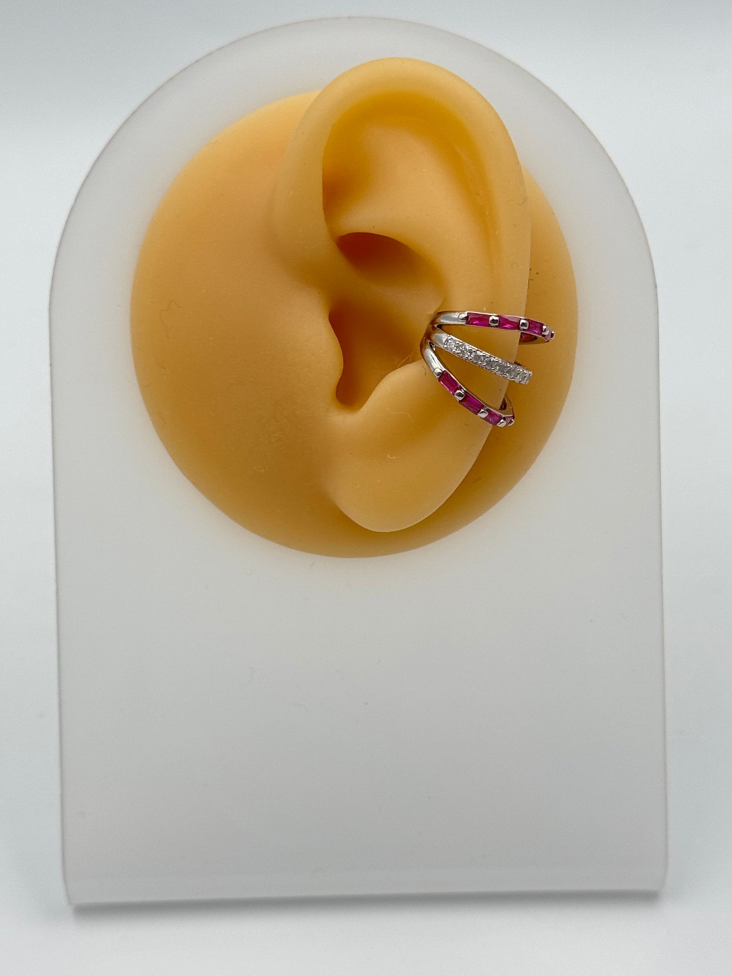 İTHAL FUŞYA TAŞ DETAYLI SİLVER KIKIRDAK KÜPE EARCUFF